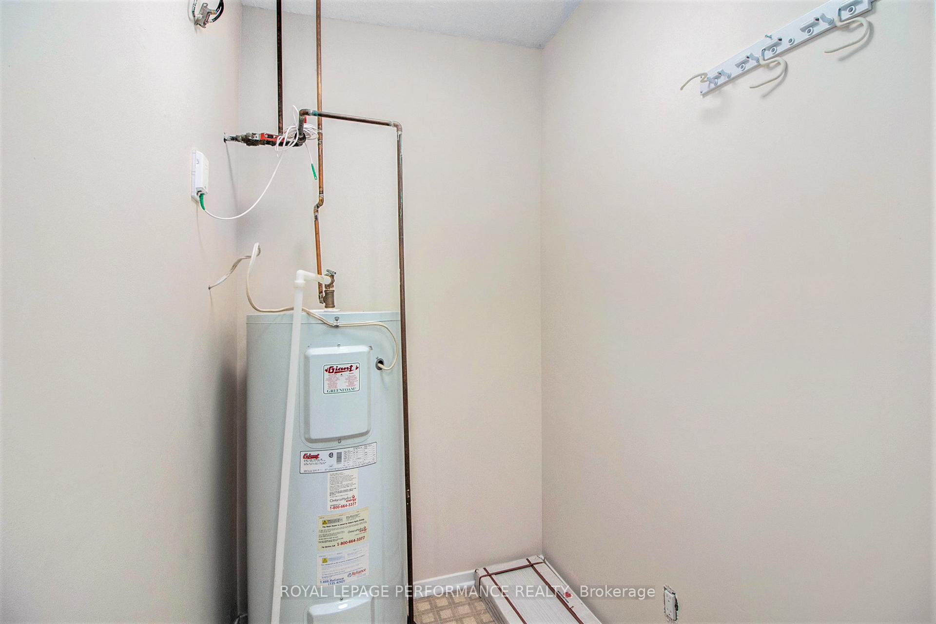 Photo 18 of Unit 208, 345 Centrum Boulevard, Ottawa, Bilberry Creek/Queenswood Heights — HOMEH