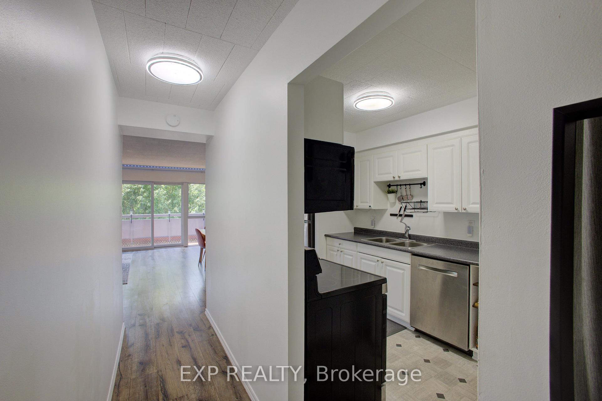 Photo 3 of Unit 202, 91 Conroy Crescent, Guelph, Dovercliffe Park/Old University — HOMEH