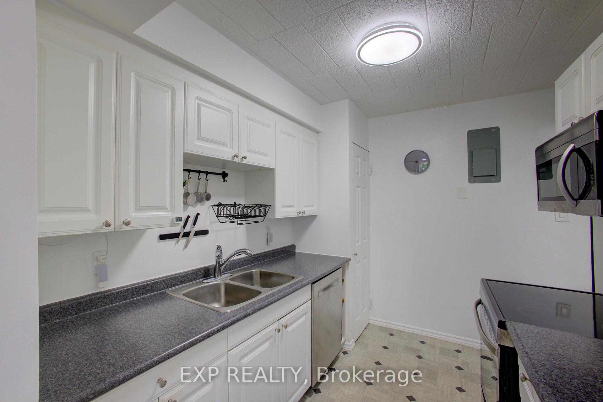 Photo 12 of Unit 202, 91 Conroy Crescent, Guelph, Dovercliffe Park/Old University — HOMEH