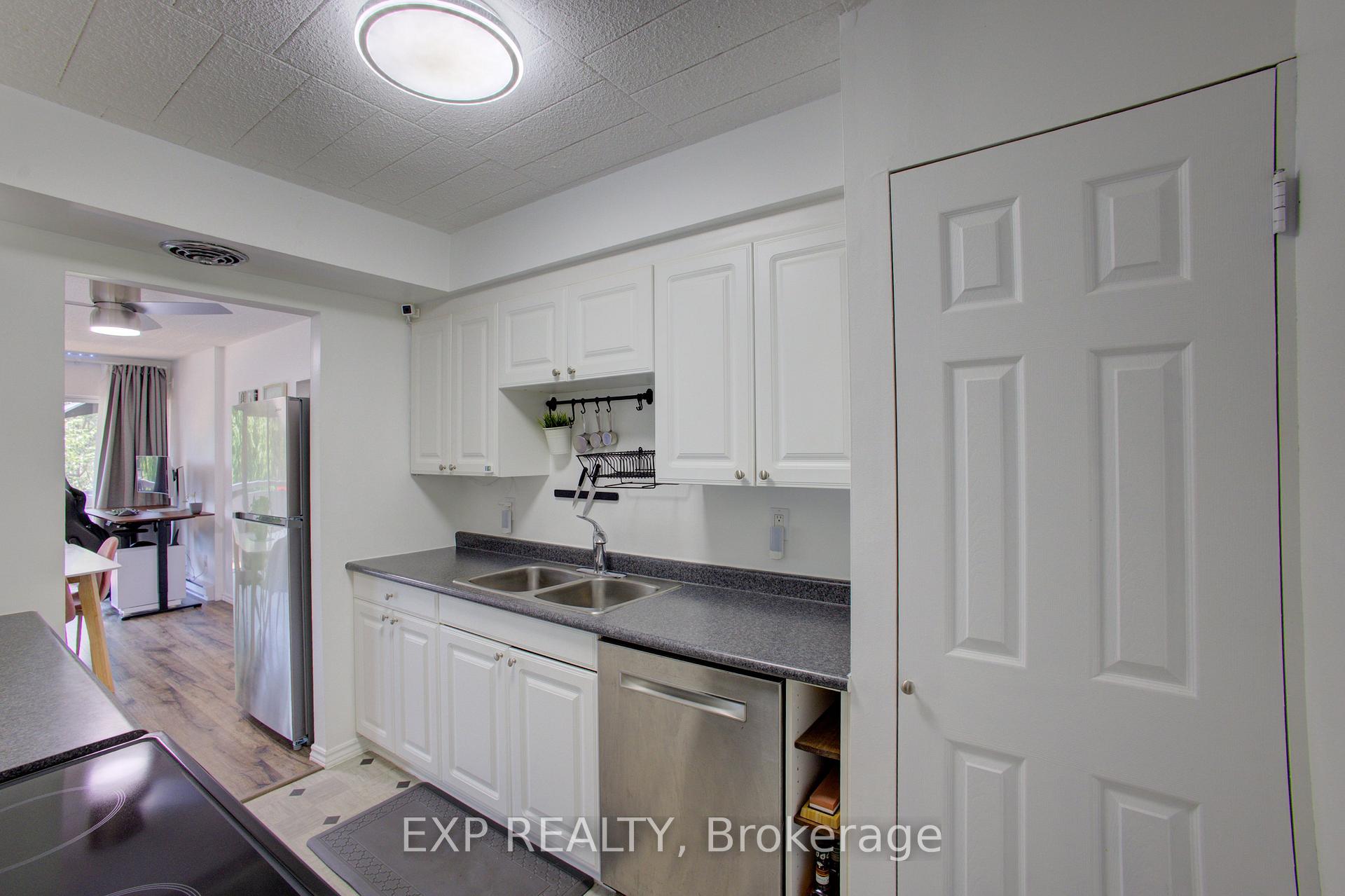 Photo 13 of Unit 202, 91 Conroy Crescent, Guelph, Dovercliffe Park/Old University — HOMEH