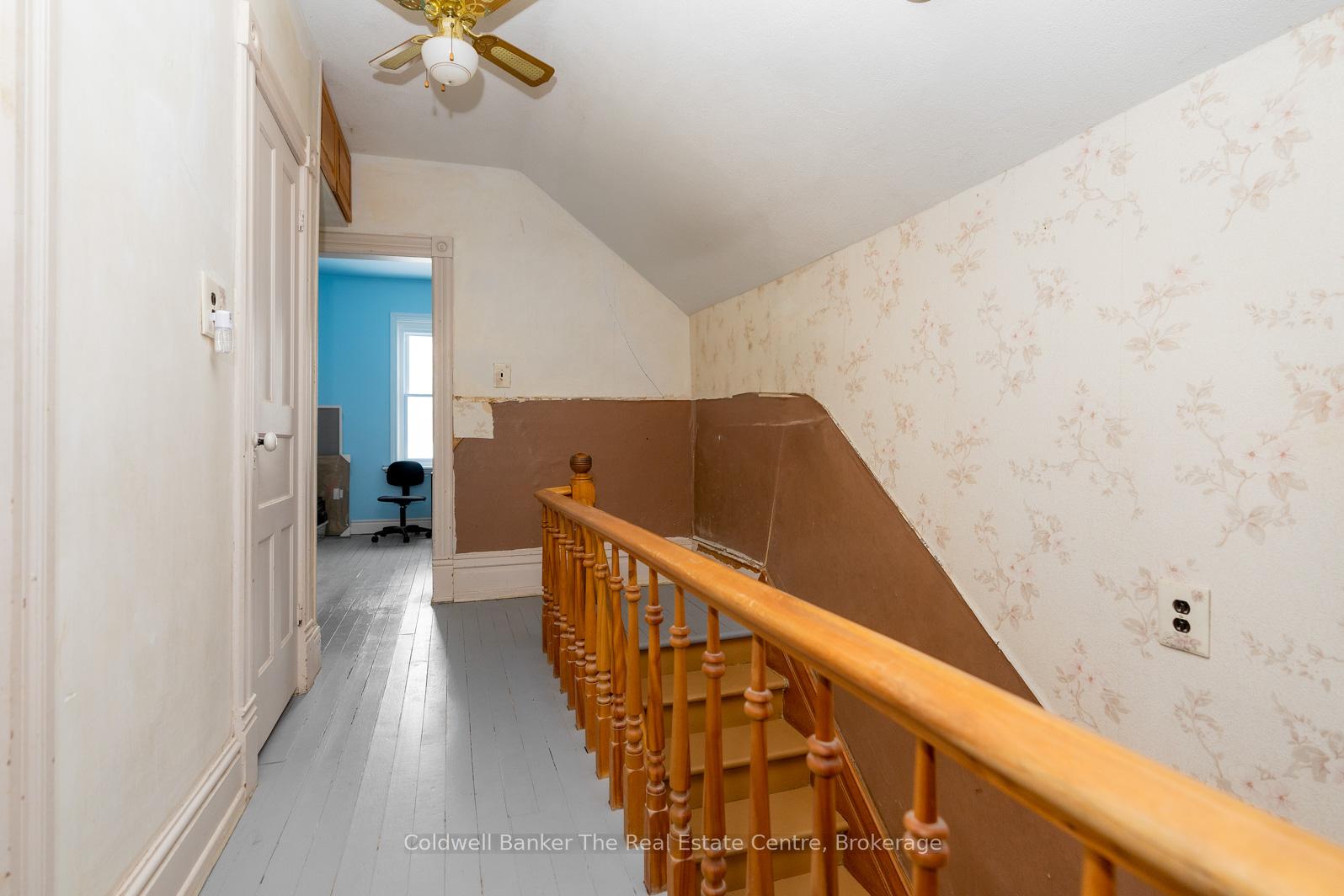 Photo 11 of 24 Elizabeth Street W, Clearview, Creemore — HOMEH