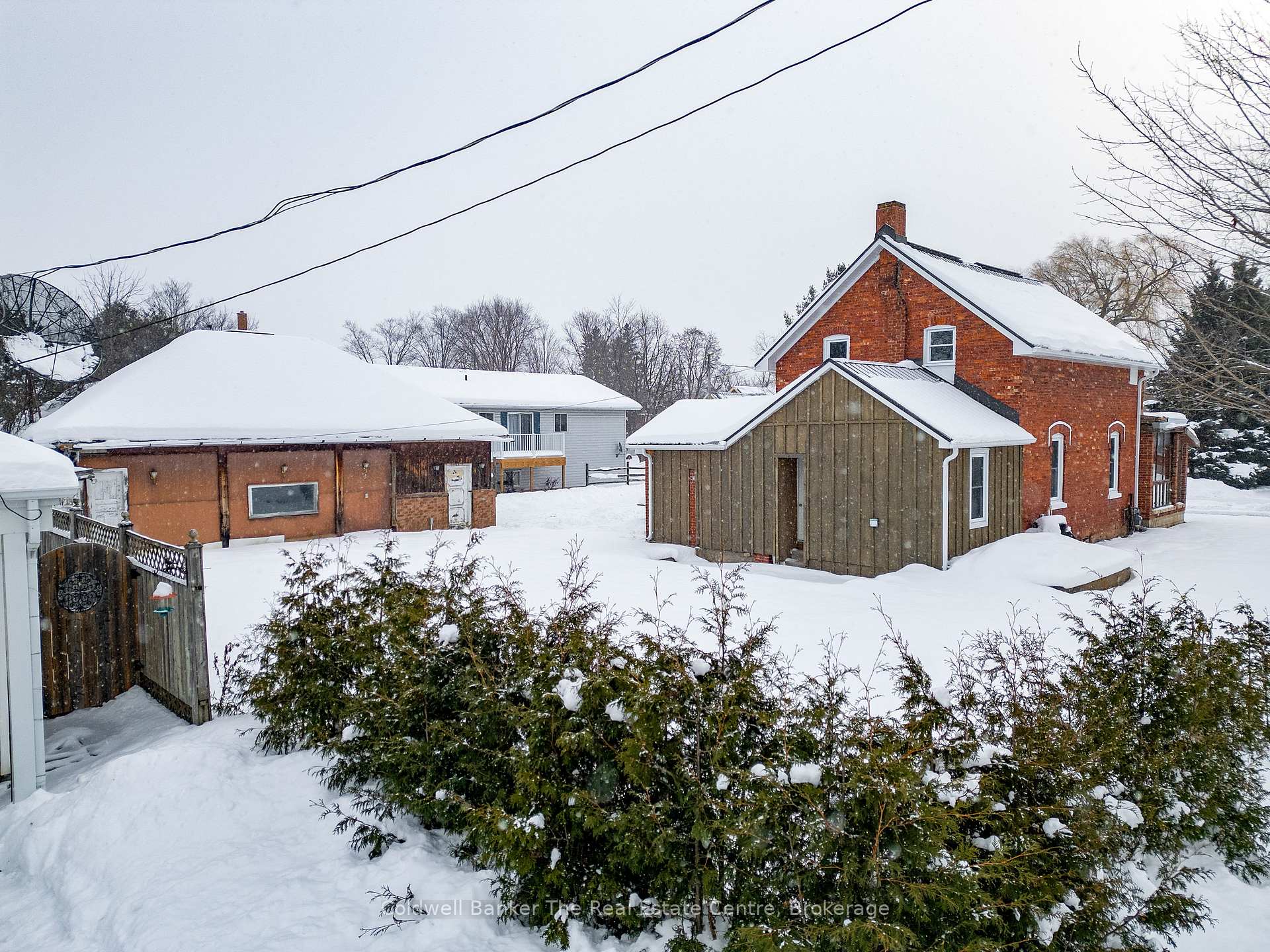 Photo 20 of 24 Elizabeth Street W, Clearview, Creemore — HOMEH