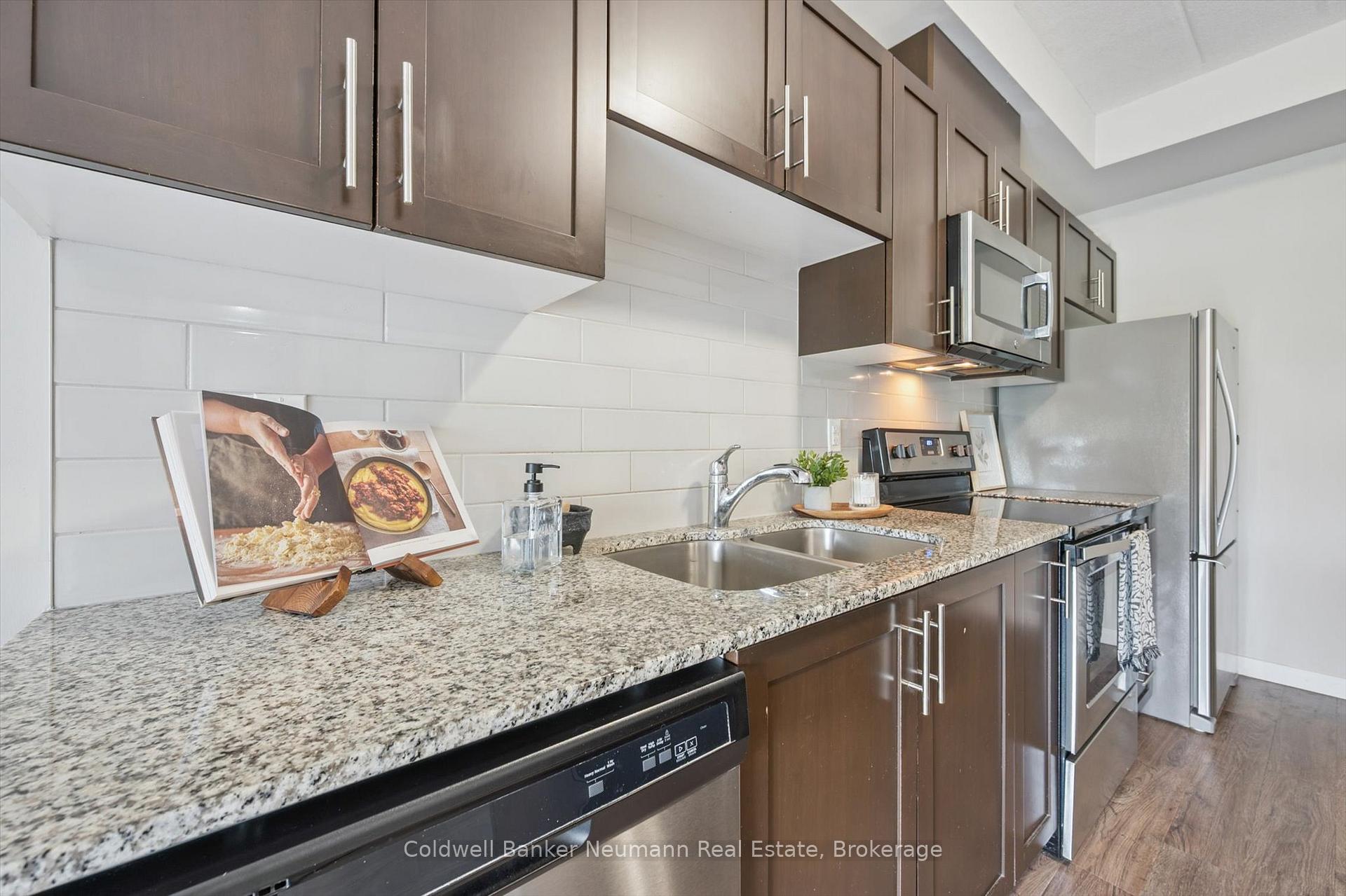 Photo 10 of Unit 108, 25 Kay Crescent, Guelph, Pineridge/Westminster Woods — HOMEH