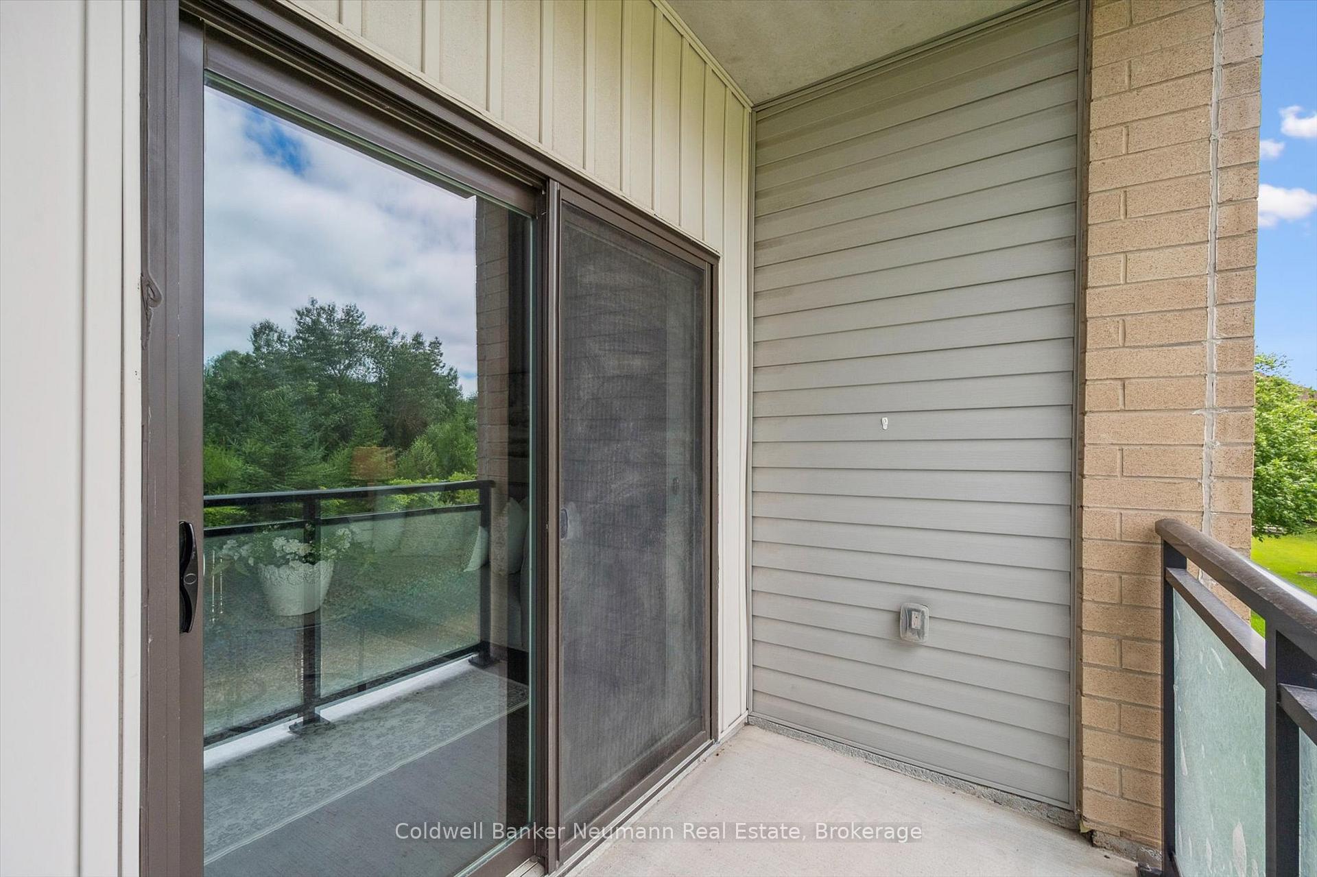 Photo 42 of Unit 108, 25 Kay Crescent, Guelph, Pineridge/Westminster Woods — HOMEH