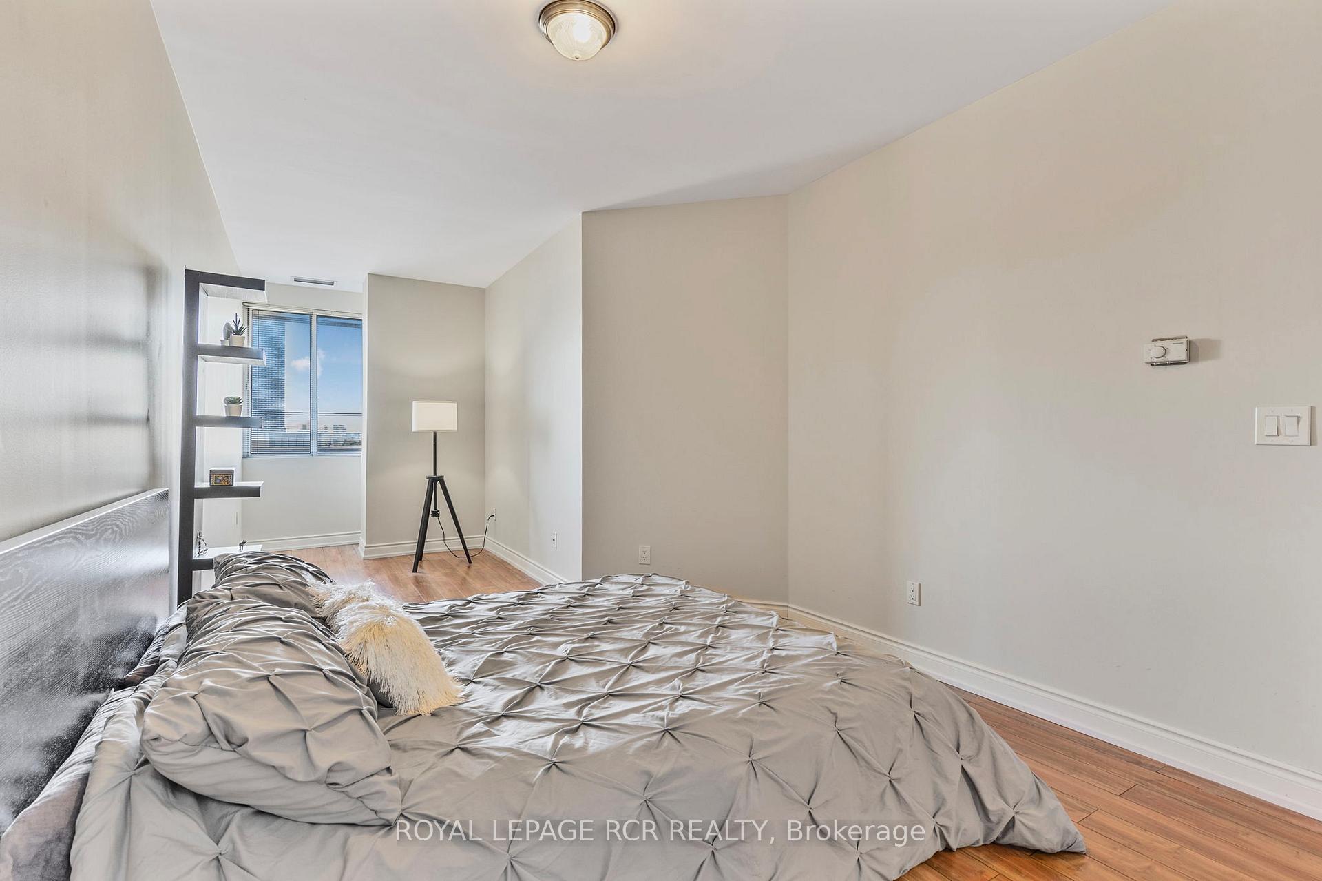 Photo 31 of Unit 521, 10 Gateway Boulevard, Toronto, Flemingdon Park — HOMEH