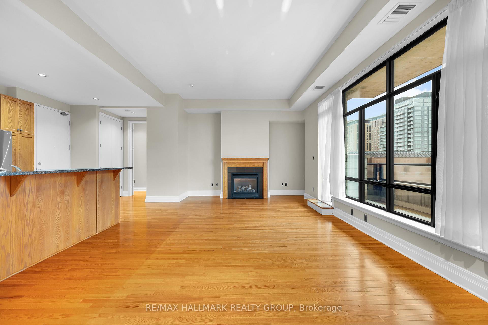 Photo 15 of Unit PH5, 330 Loretta Avenue S, Ottawa, West Centre Town — HOMEH