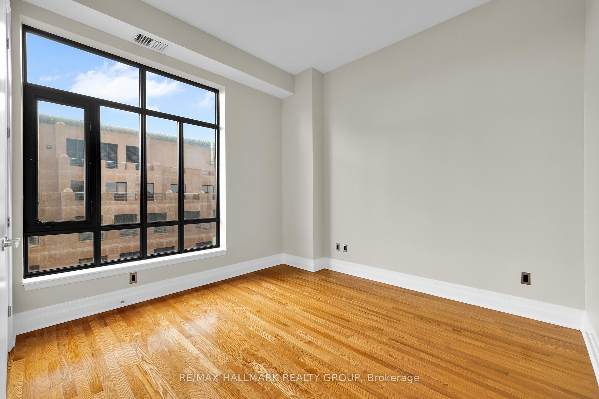 Photo 37 of Unit PH5, 330 Loretta Avenue S, Ottawa, West Centre Town — HOMEH