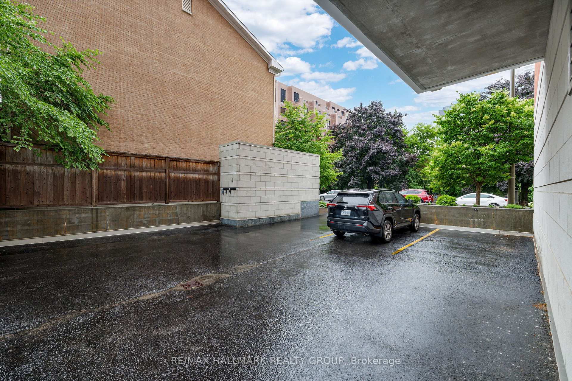 Photo 50 of Unit PH5, 330 Loretta Avenue S, Ottawa, West Centre Town — HOMEH
