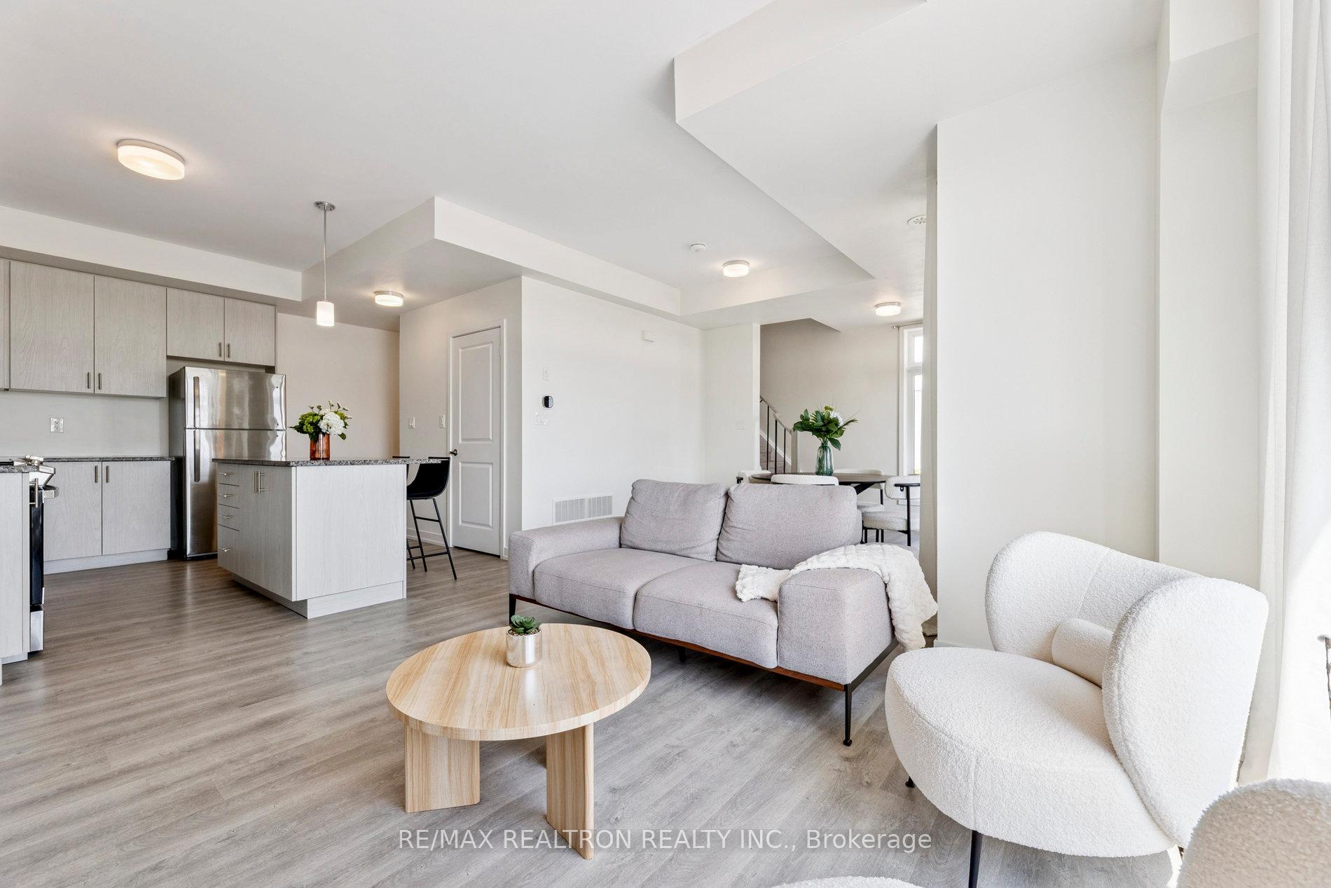 Photo 9 of Unit 418, 2550 Castlegate Crossing, Pickering, Duffin Heights — HOMEH