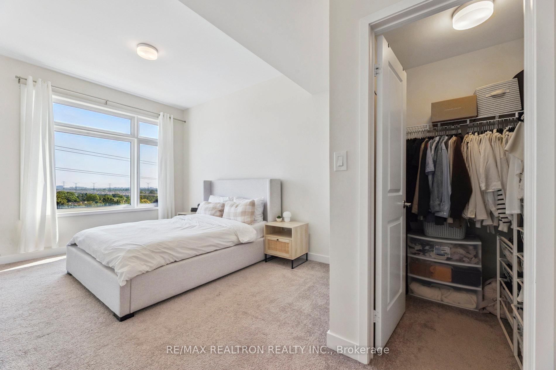 Photo 19 of Unit 418, 2550 Castlegate Crossing, Pickering, Duffin Heights — HOMEH