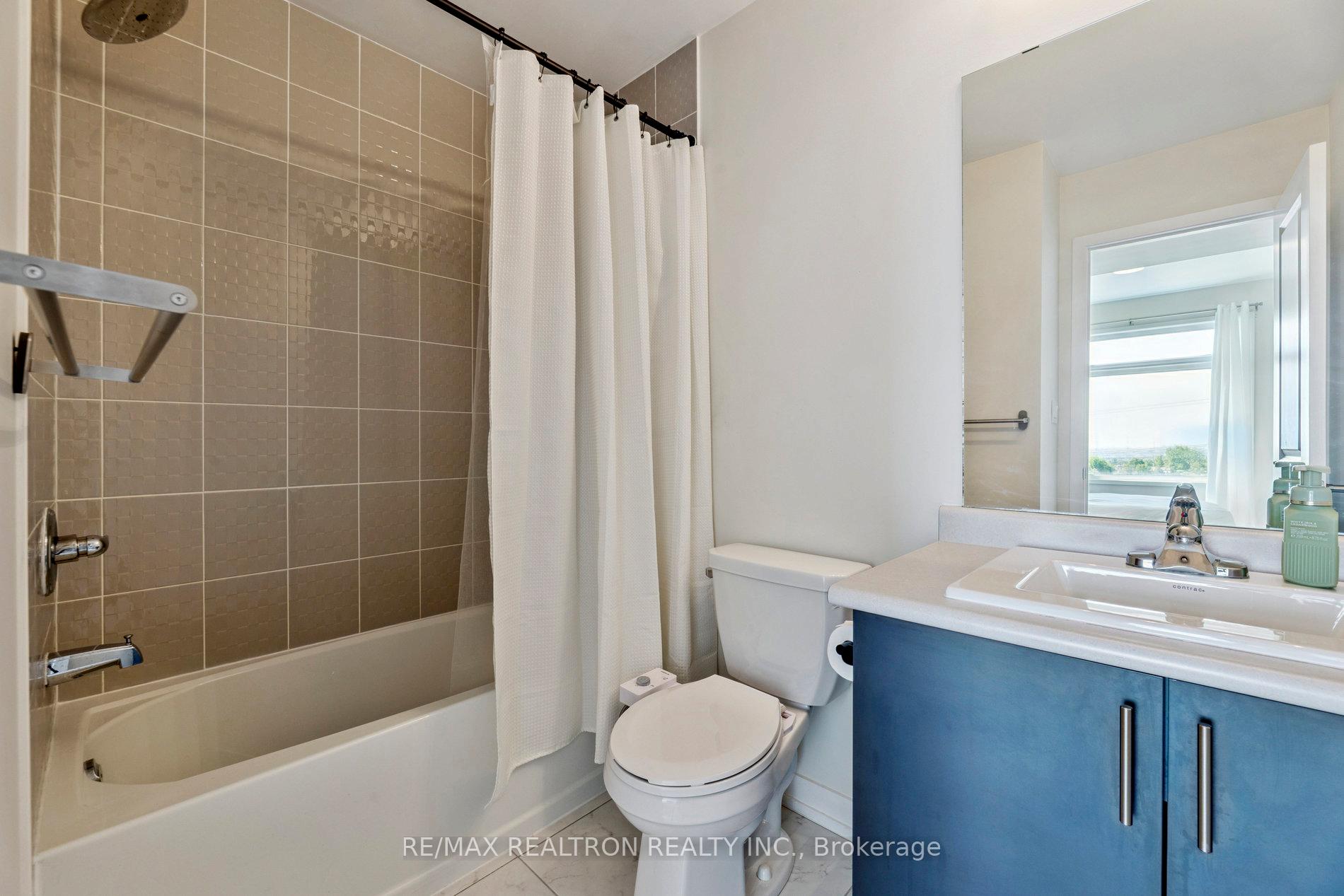 Photo 20 of Unit 418, 2550 Castlegate Crossing, Pickering, Duffin Heights — HOMEH