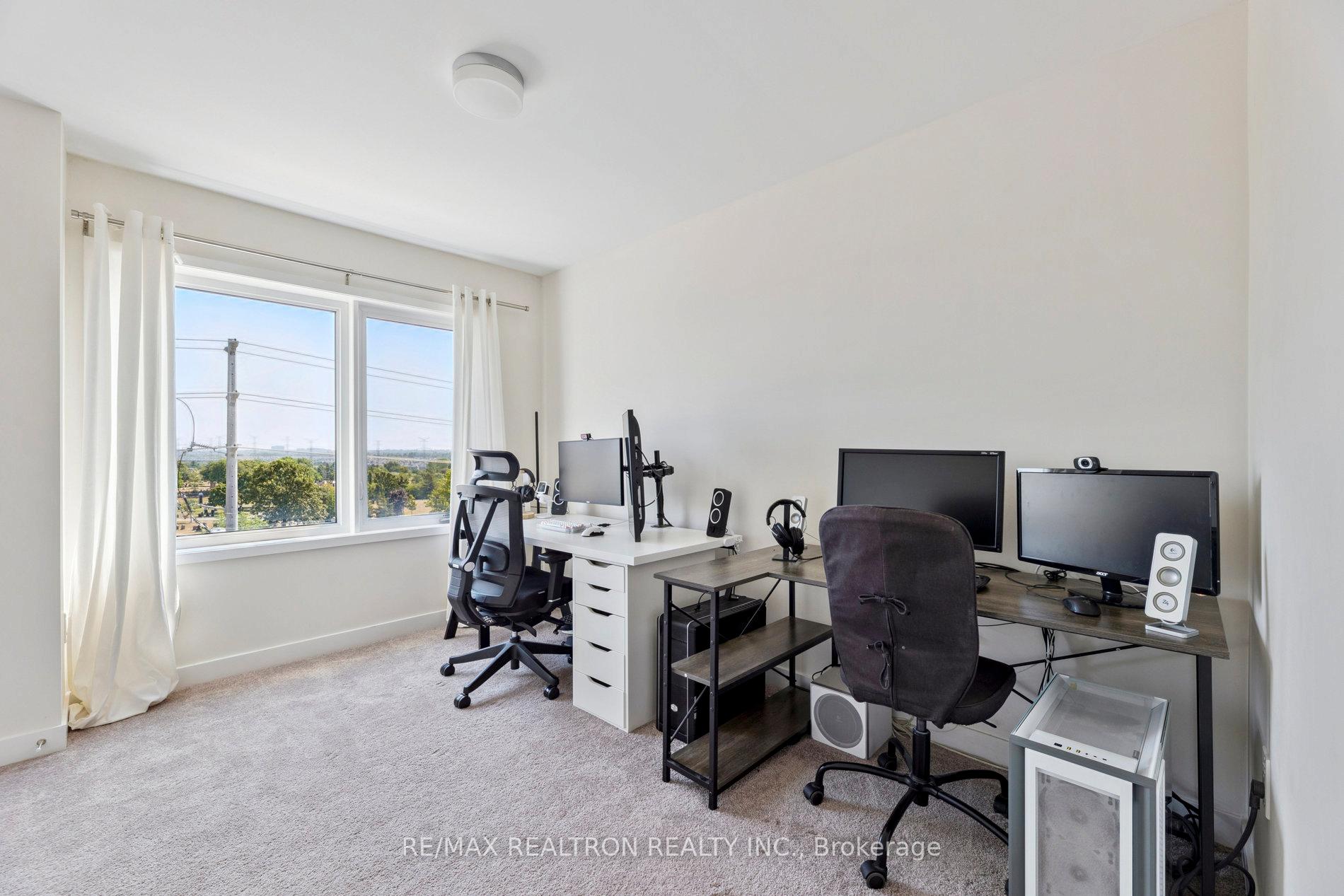 Photo 21 of Unit 418, 2550 Castlegate Crossing, Pickering, Duffin Heights — HOMEH