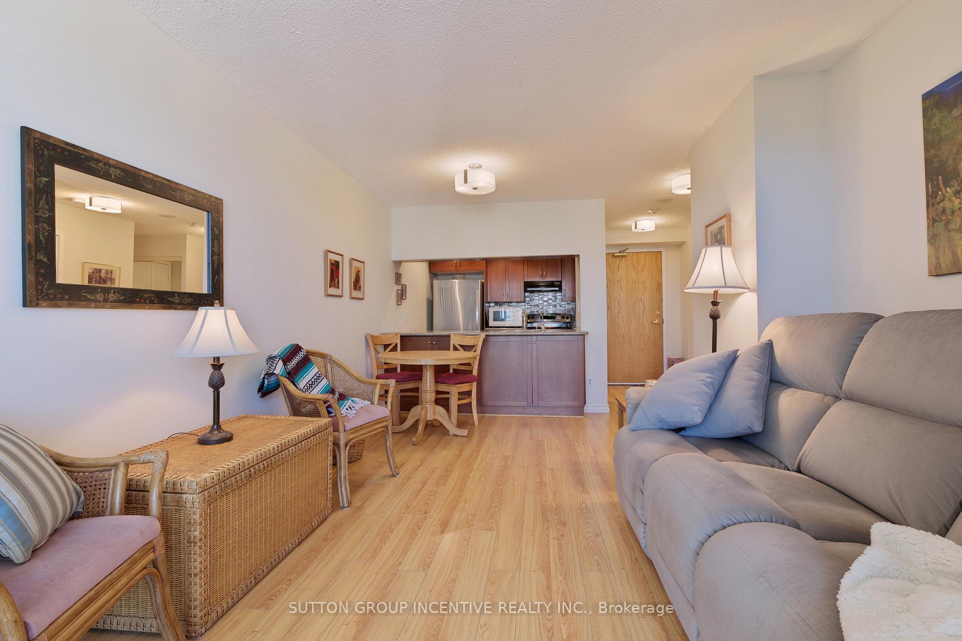 Photo 10 of Unit 706, 75 Ellen Street, Barrie, City Centre — HOMEH