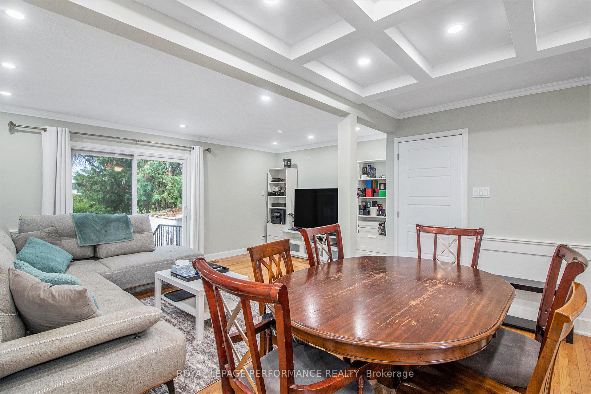 Photo 6 of 6181 Brookside Lane, Ottawa, Convent Glen South — HOMEH