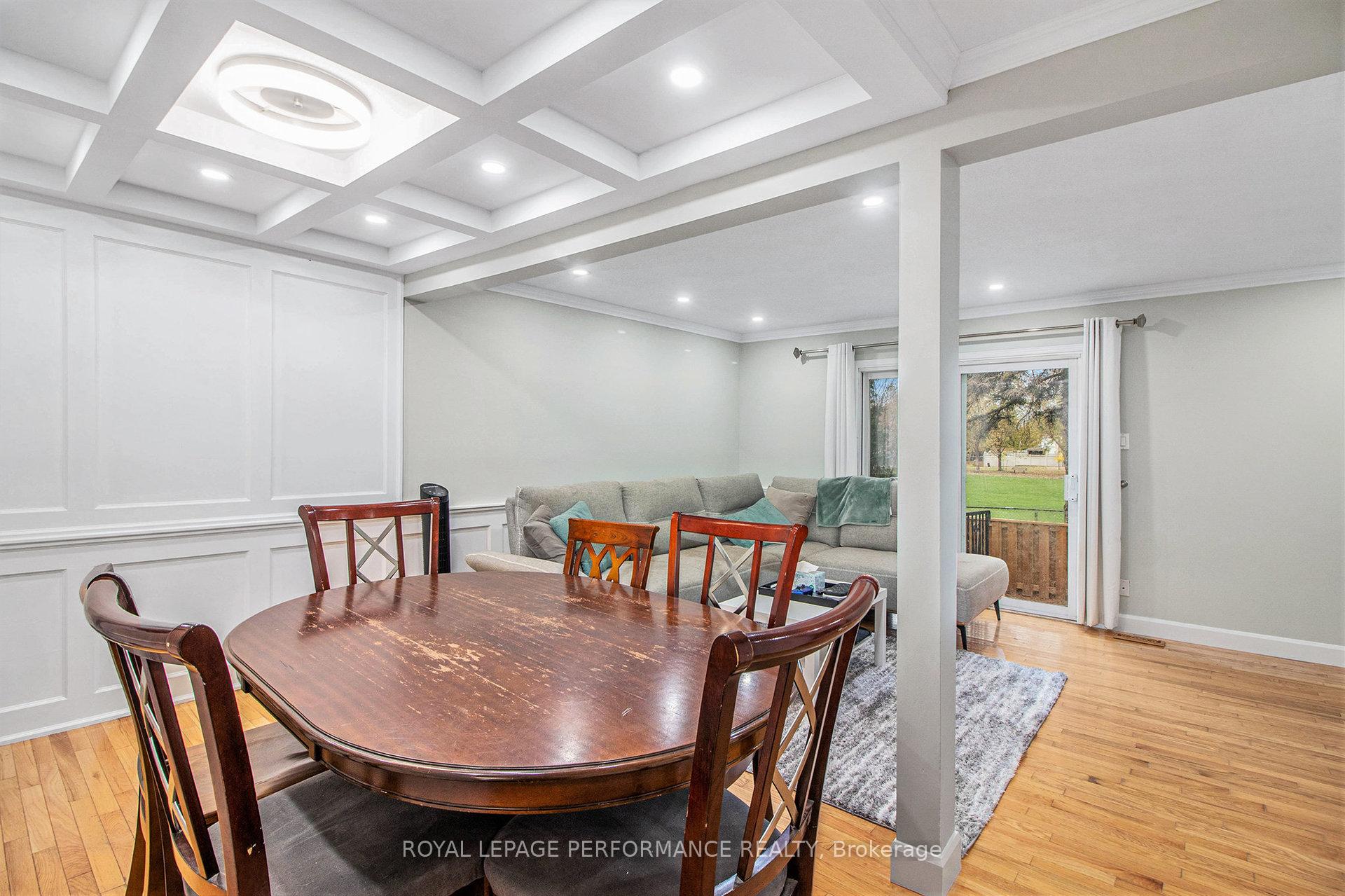 Photo 8 of 6181 Brookside Lane, Ottawa, Convent Glen South — HOMEH