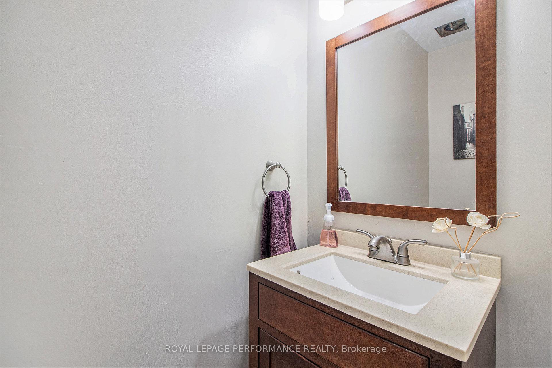 Photo 12 of 6181 Brookside Lane, Ottawa, Convent Glen South — HOMEH