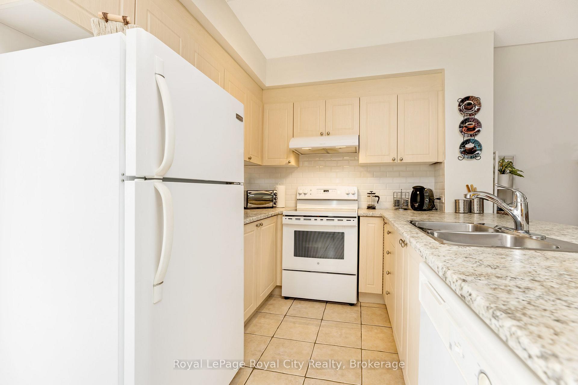 Photo 15 of Unit 111, 415 Grange Road, Guelph, Grange Road — HOMEH