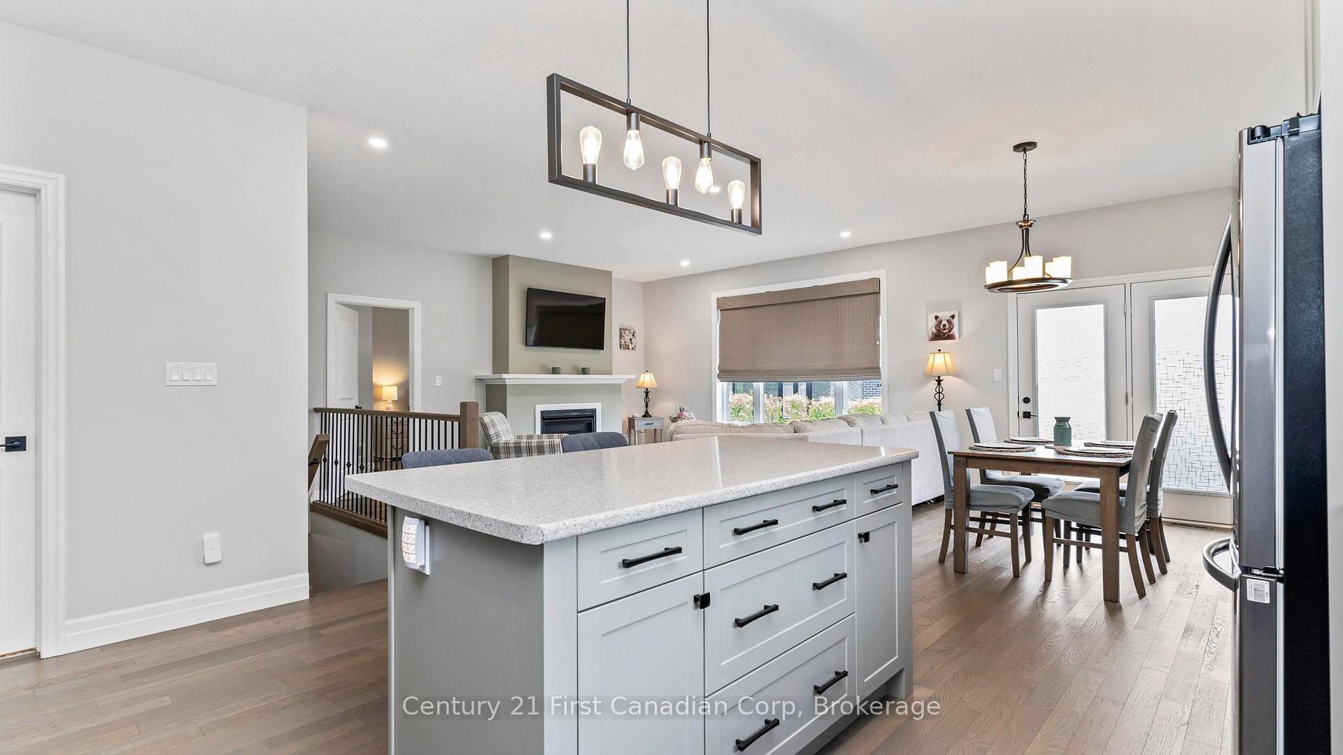 Photo 12 of Unit 35, 121 Robin Ridge Drive, Central Elgin, Belmont — HOMEH