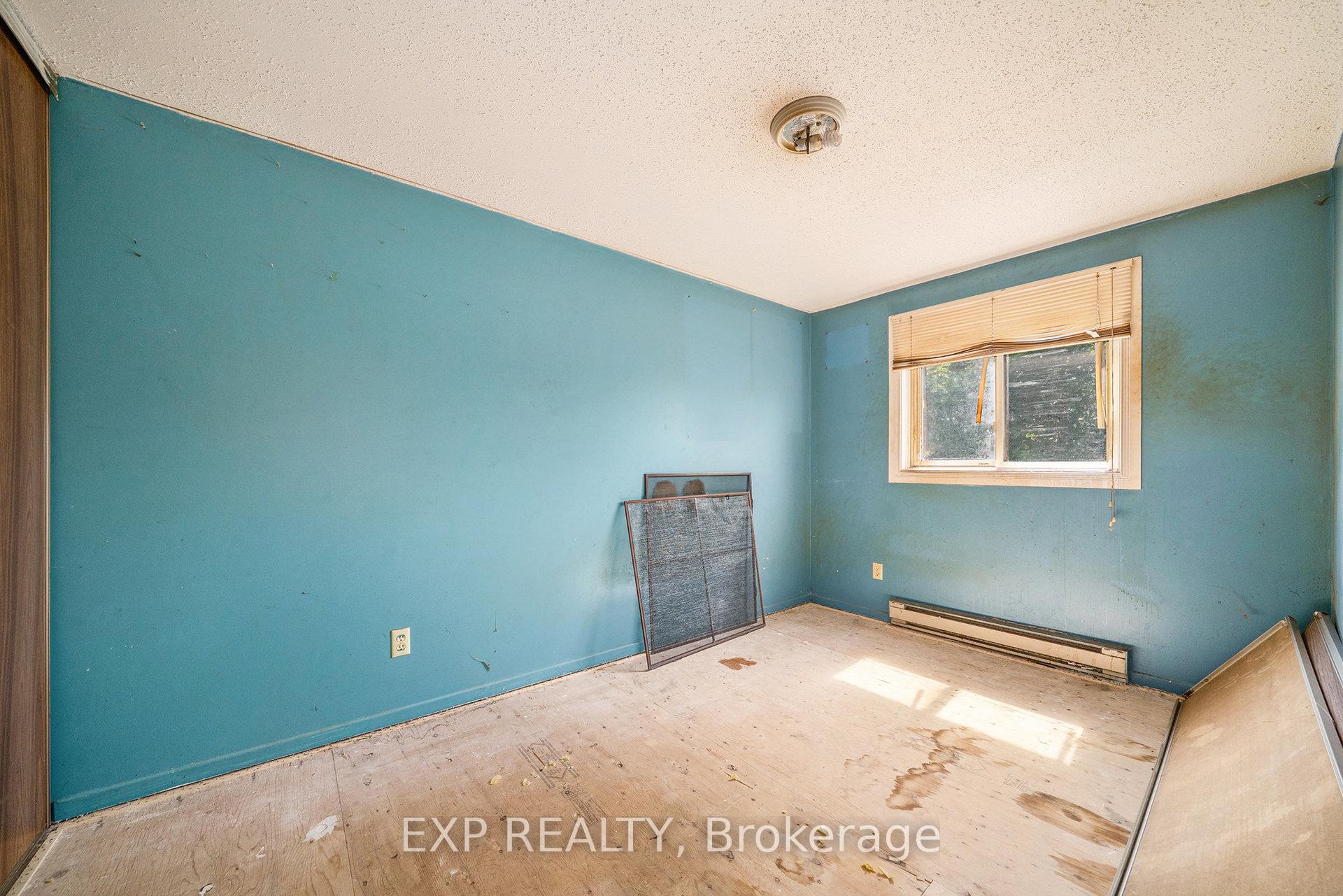 Photo 11 of Unit 4E, 39 Woodvale Green, Ottawa, Craig Henry/Woodvale — HOMEH