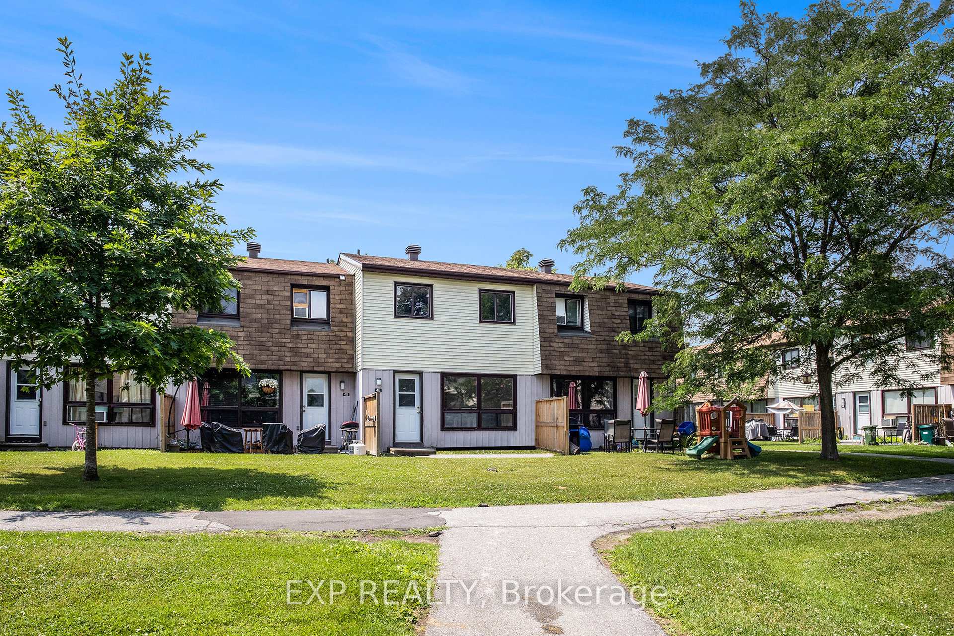 Photo 19 of Unit 4E, 39 Woodvale Green, Ottawa, Craig Henry/Woodvale — HOMEH