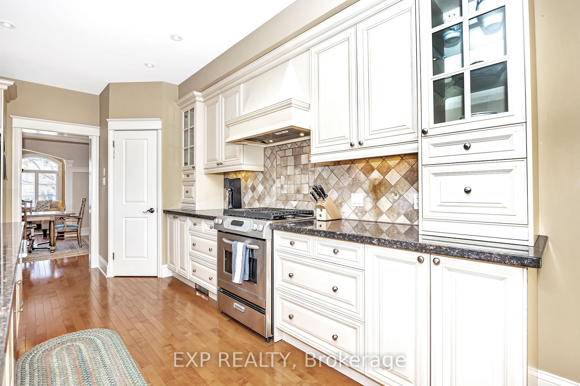 Photo 10 of 685 Denbury Avenue, Ottawa, Laurentianview — HOMEH
