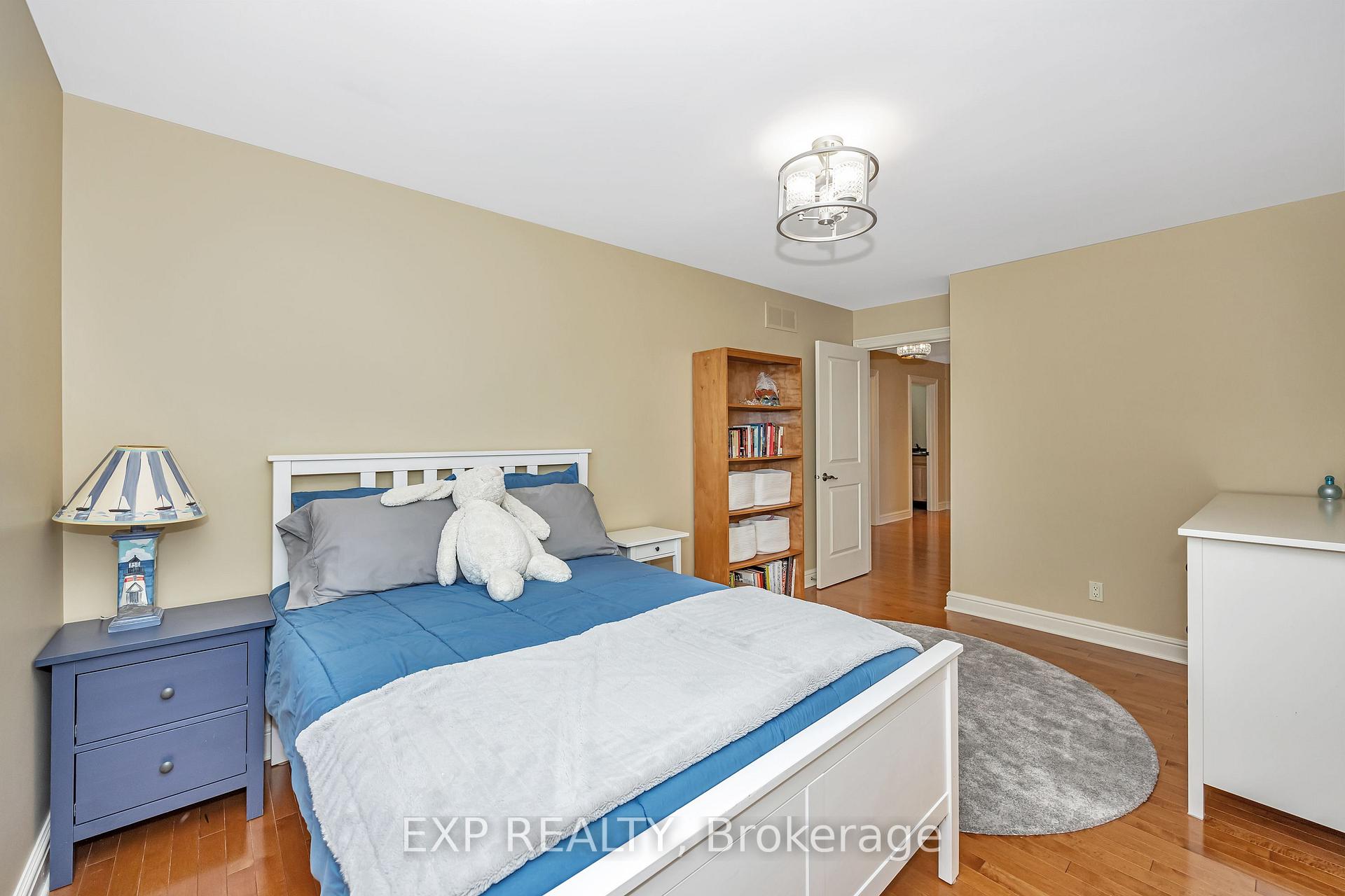 Photo 22 of 685 Denbury Avenue, Ottawa, Laurentianview — HOMEH