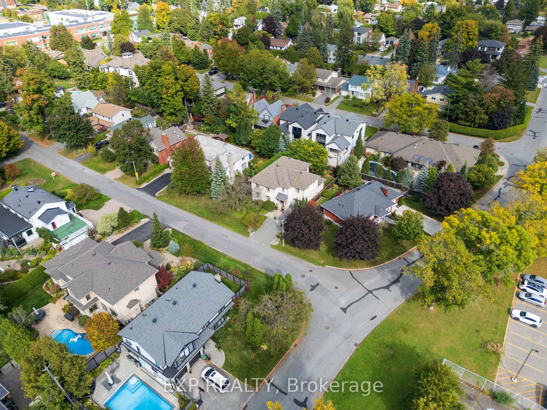Photo 39 of 685 Denbury Avenue, Ottawa, Laurentianview — HOMEH