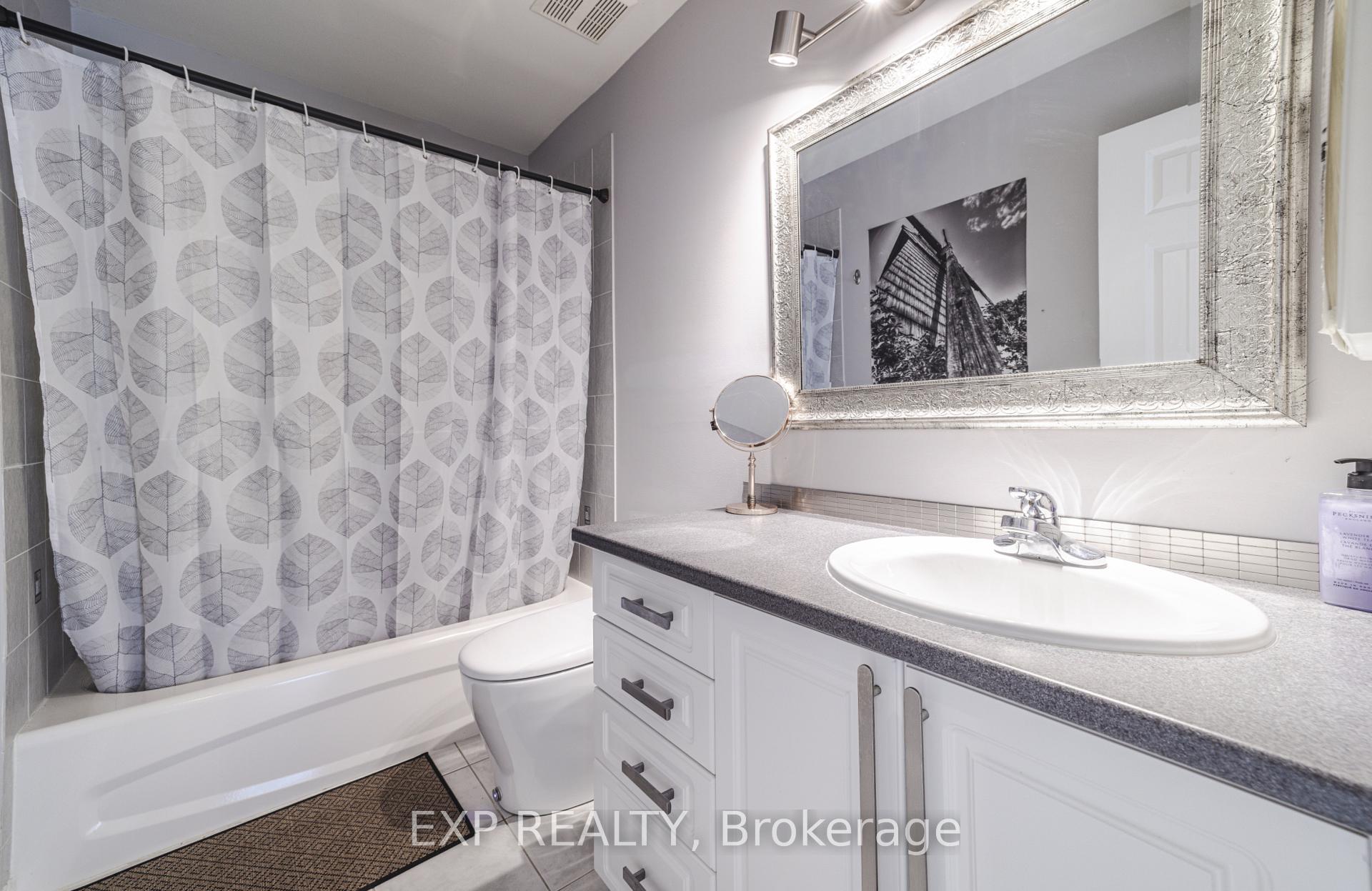 Photo 16 of Unit 42, 353 Hillsboro Private, Ottawa, Kanata - Emerald Meadows/Trailwest — HOMEH