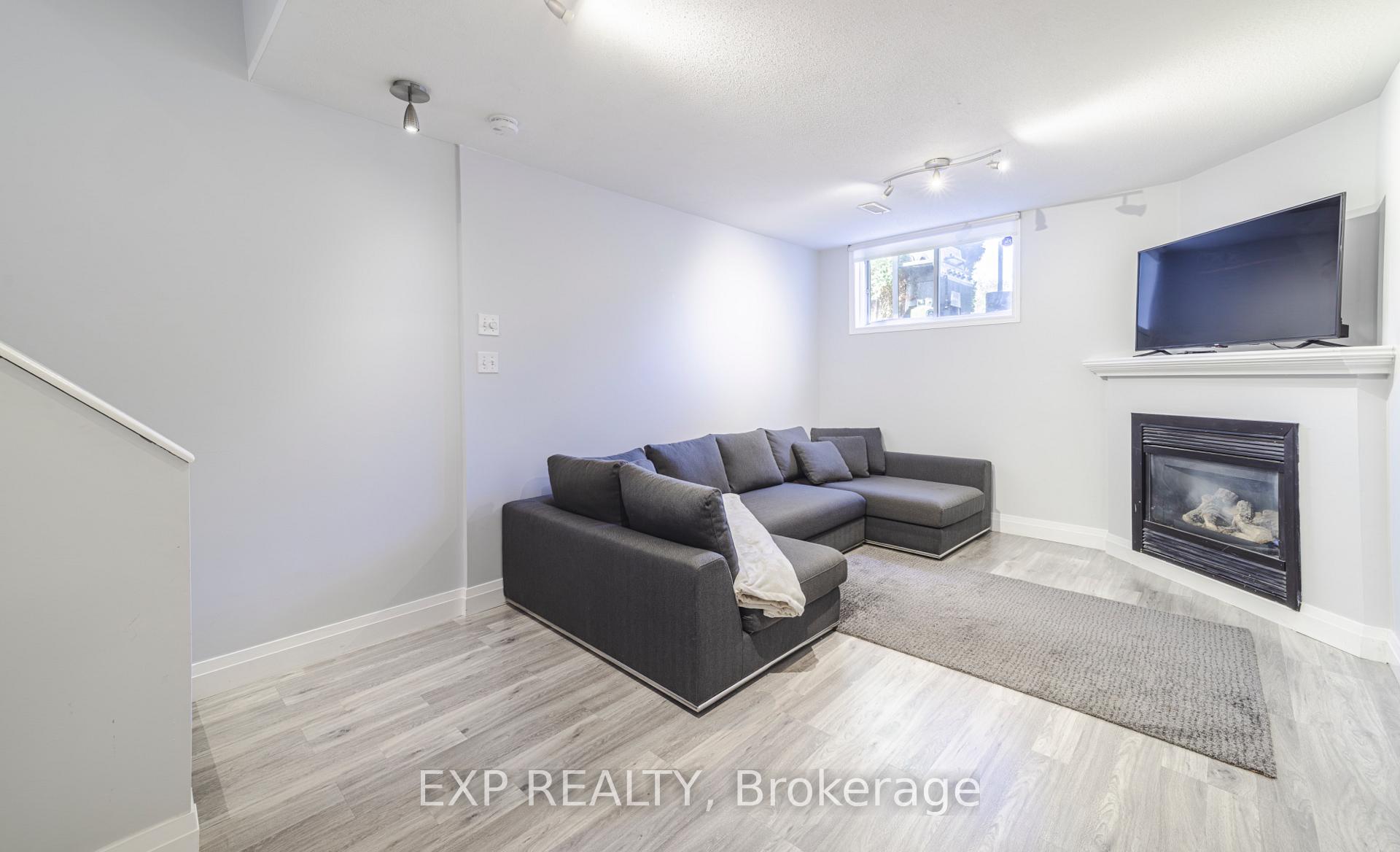 Photo 17 of Unit 42, 353 Hillsboro Private, Ottawa, Kanata - Emerald Meadows/Trailwest — HOMEH