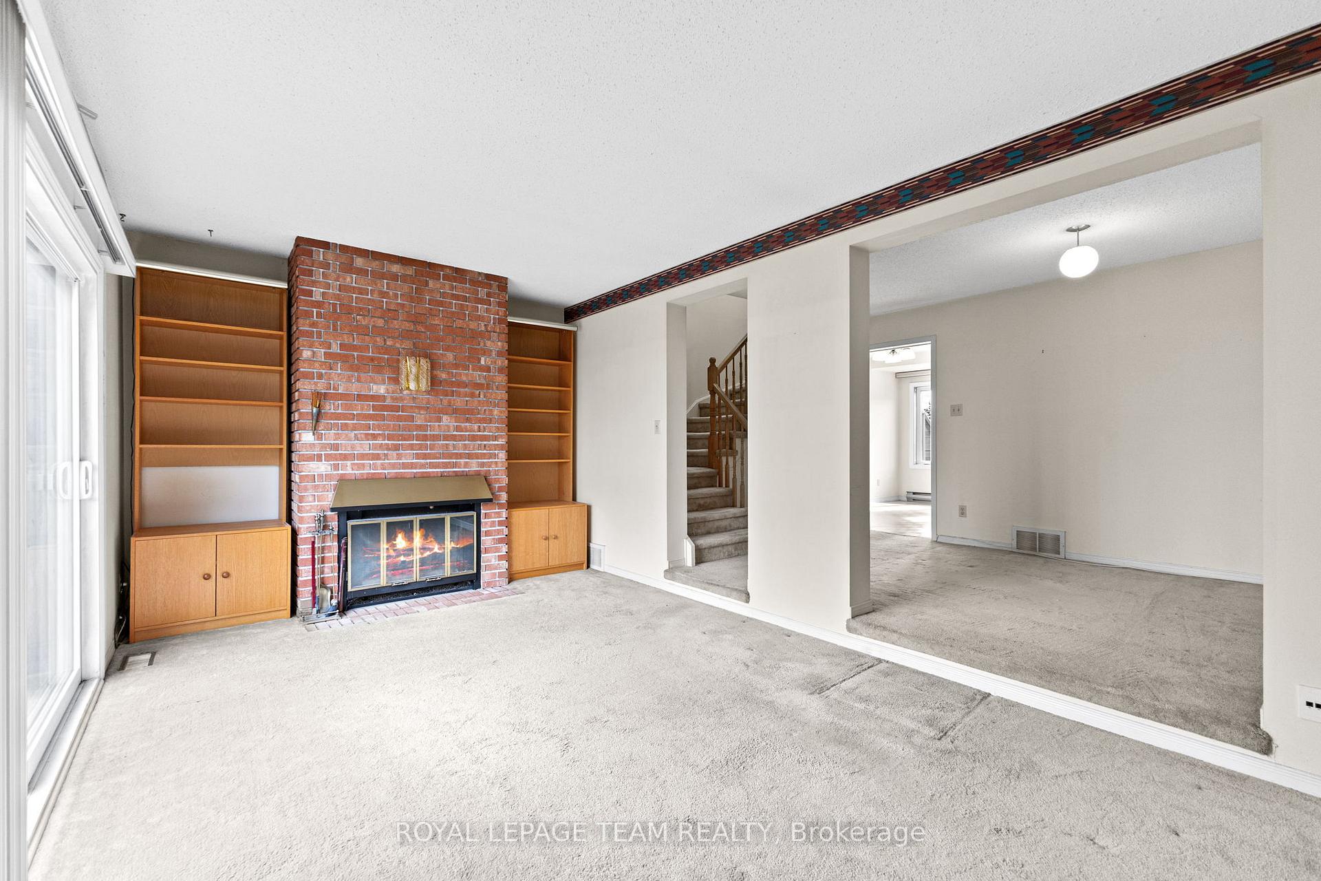 Photo 3 of 1149 Chimney Hill Way, Ottawa, Beacon Hill South — HOMEH