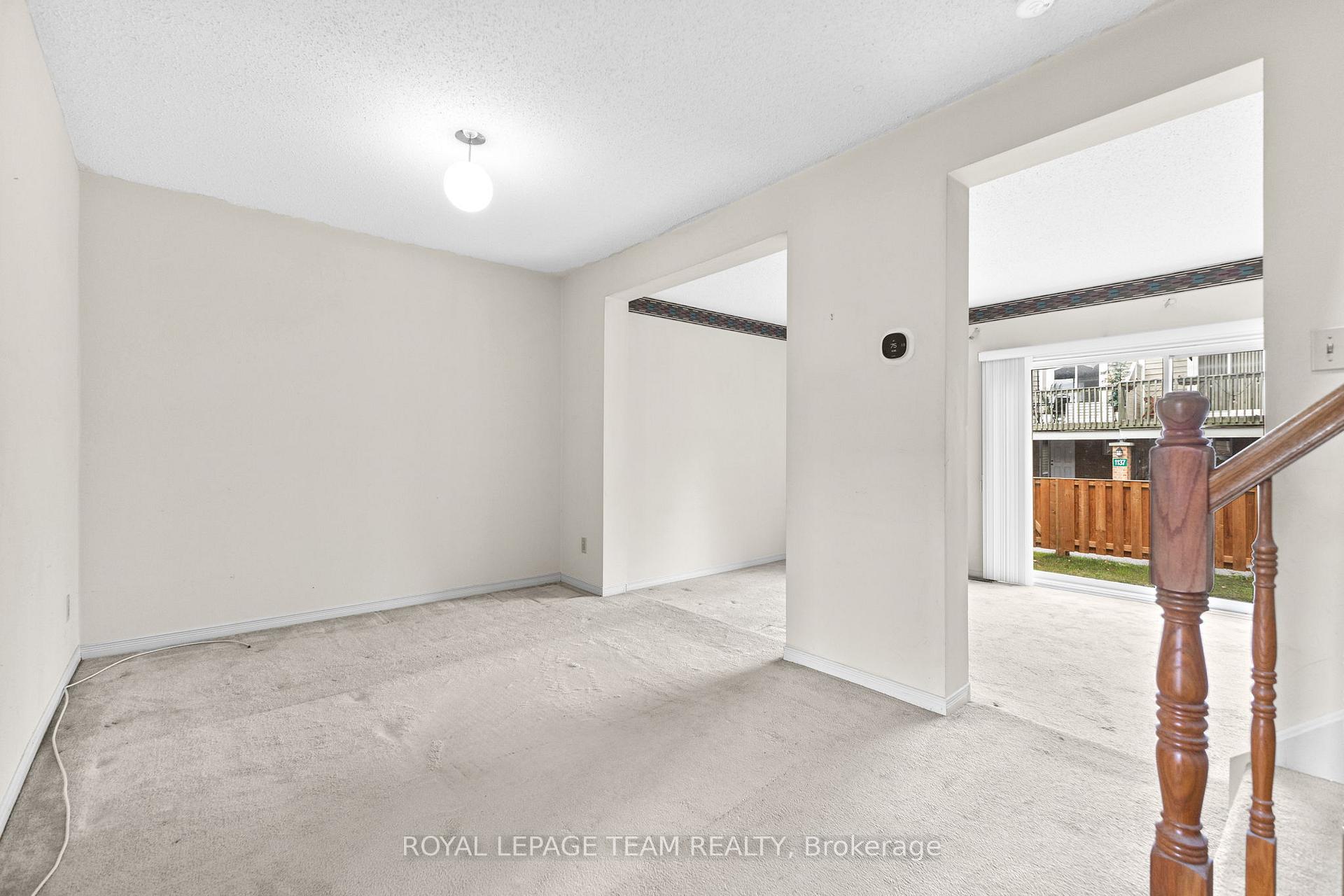 Photo 6 of 1149 Chimney Hill Way, Ottawa, Beacon Hill South — HOMEH
