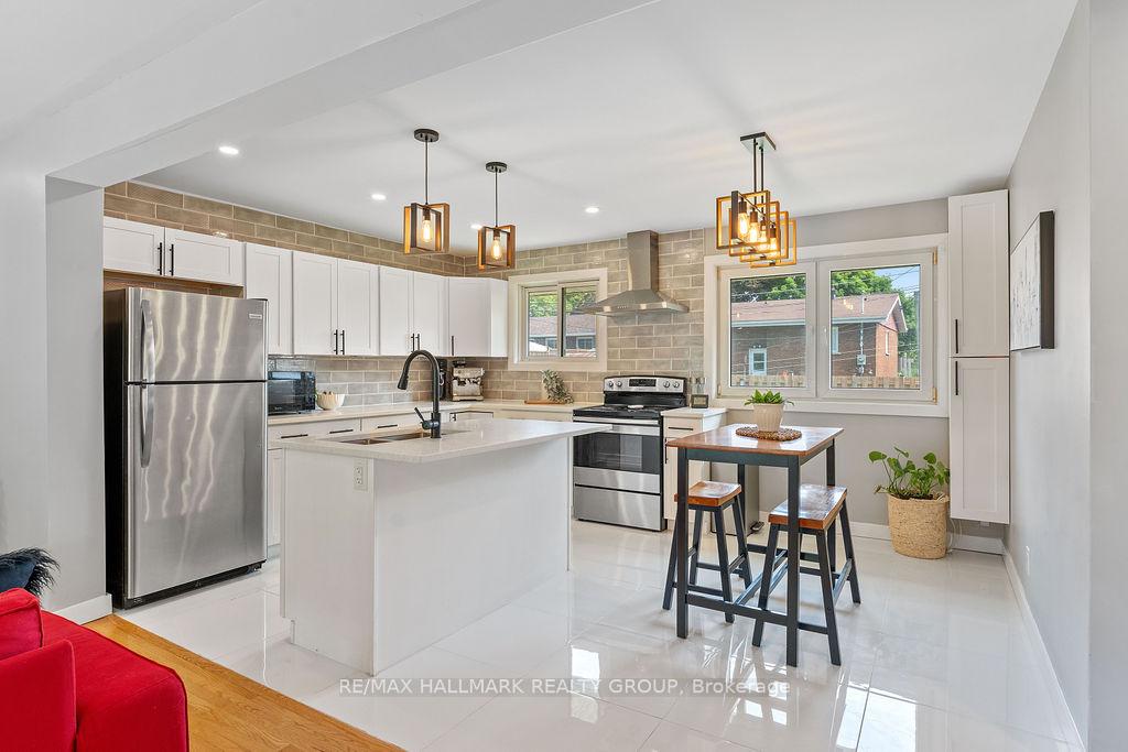 Photo 9 of 2163 Bingham Street, Ottawa, Elmvale Acres/Urbandale — HOMEH