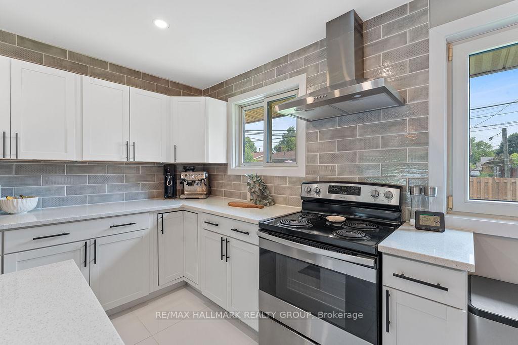 Photo 12 of 2163 Bingham Street, Ottawa, Elmvale Acres/Urbandale — HOMEH