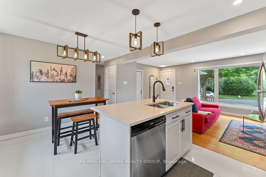 Photo 13 of 2163 Bingham Street, Ottawa, Elmvale Acres/Urbandale — HOMEH