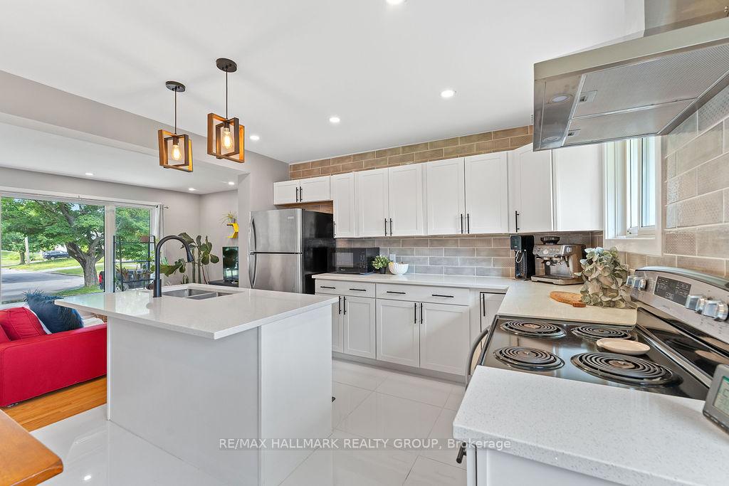 Photo 15 of 2163 Bingham Street, Ottawa, Elmvale Acres/Urbandale — HOMEH