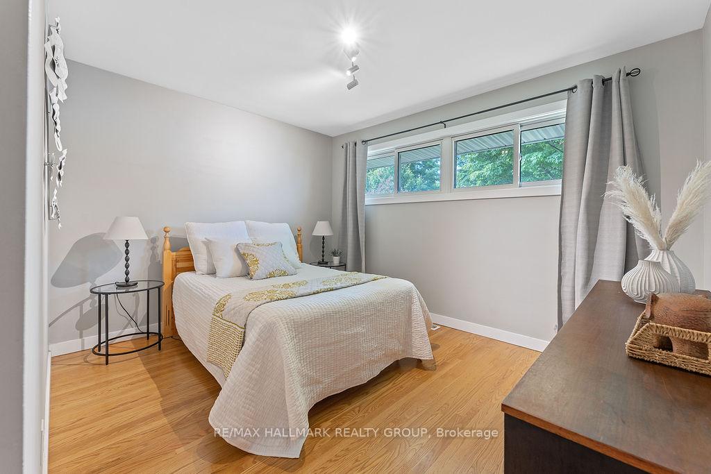 Photo 17 of 2163 Bingham Street, Ottawa, Elmvale Acres/Urbandale — HOMEH
