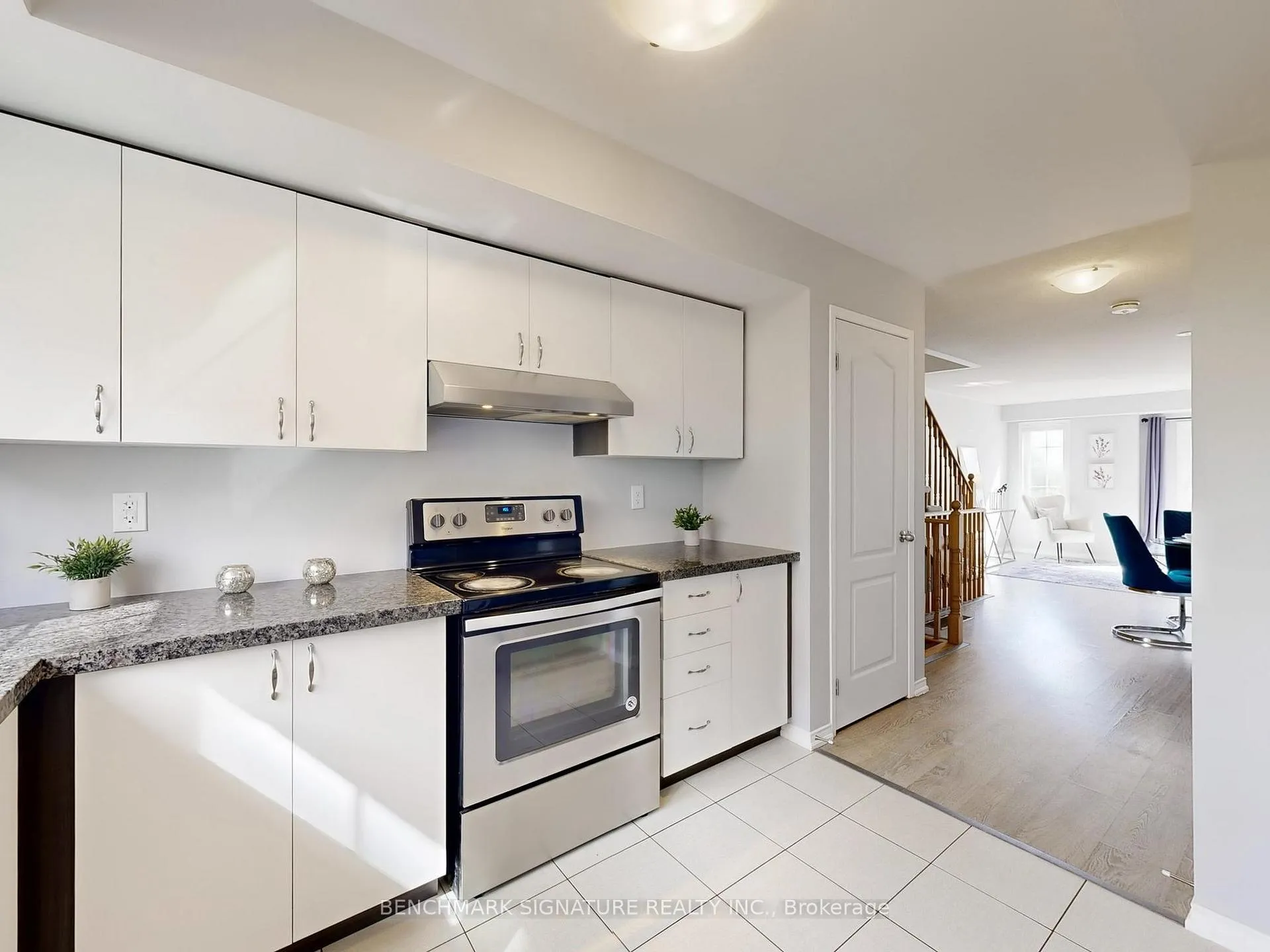 Photo 10 of 2508 Rosedrop Path, Oshawa, Windfields — HOMEH