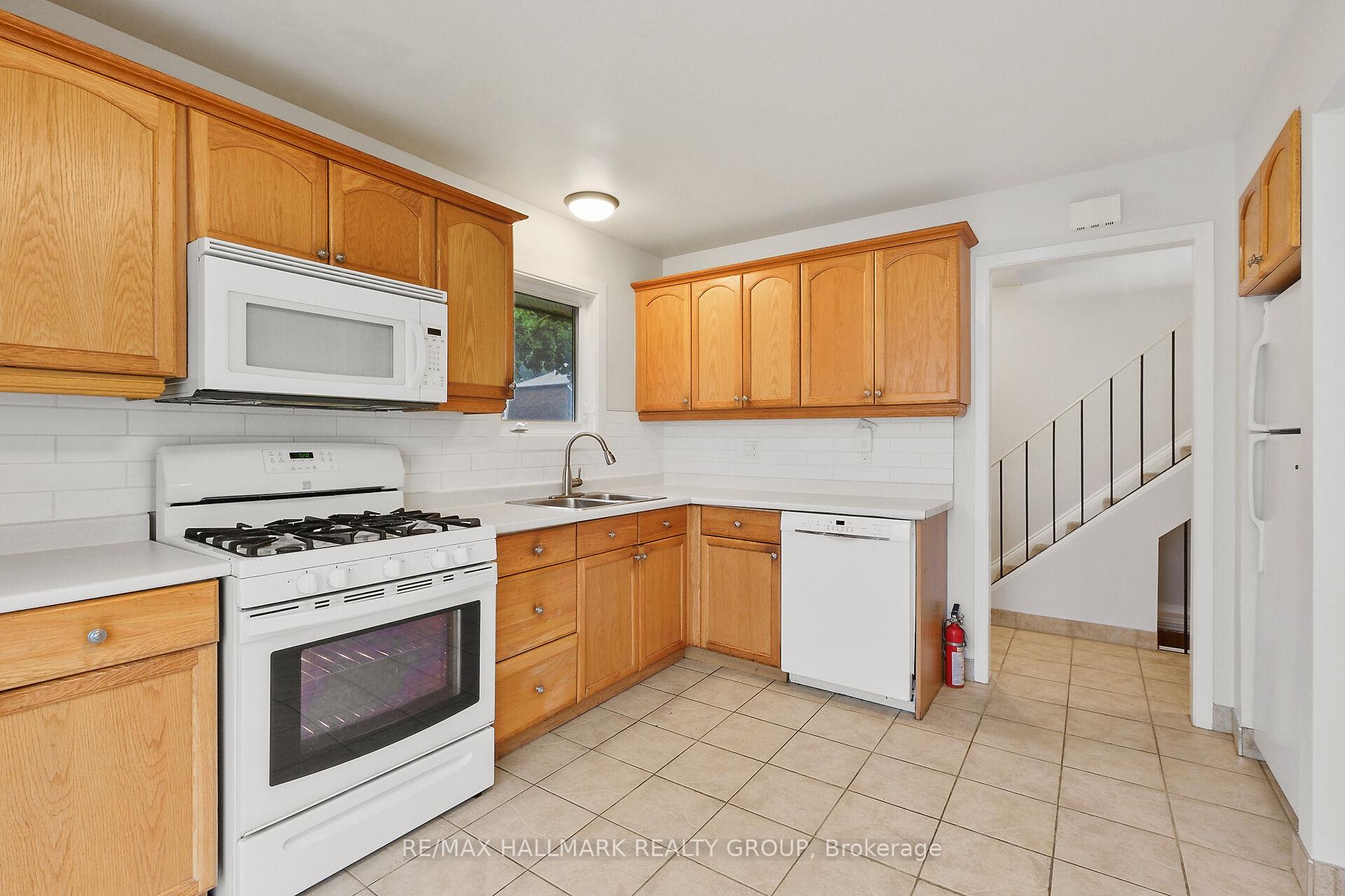 Photo 13 of Unit 89, 3691 Albion Road, Ottawa, Sawmill Creek/Timbermill — HOMEH