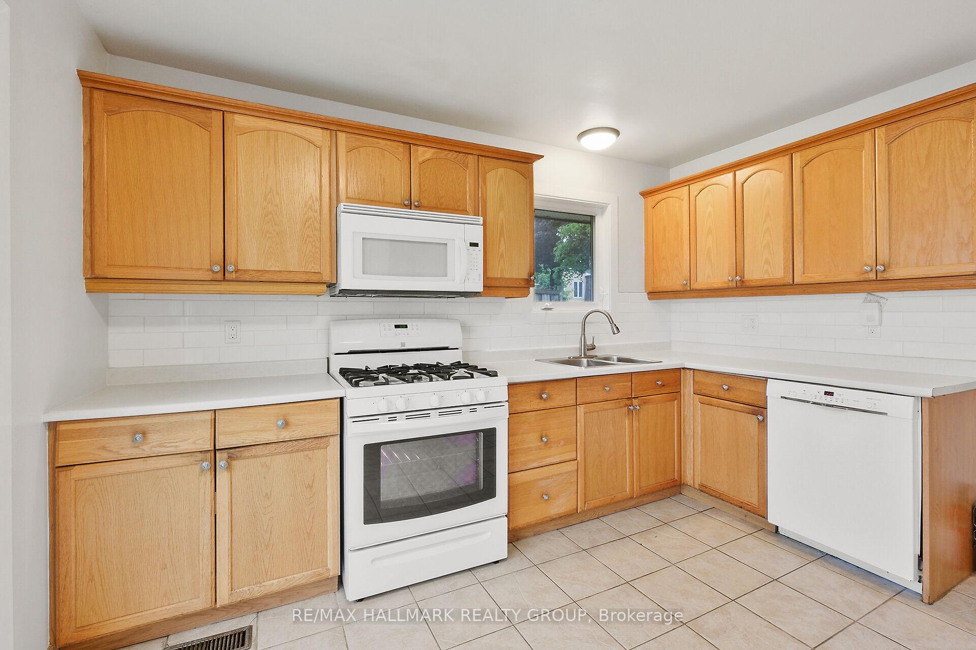 Photo 14 of Unit 89, 3691 Albion Road, Ottawa, Sawmill Creek/Timbermill — HOMEH