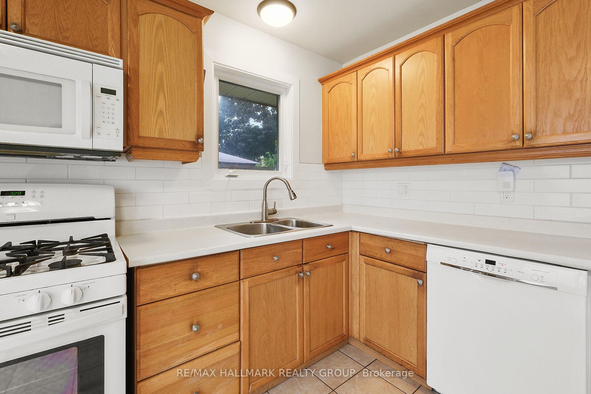 Photo 16 of Unit 89, 3691 Albion Road, Ottawa, Sawmill Creek/Timbermill — HOMEH