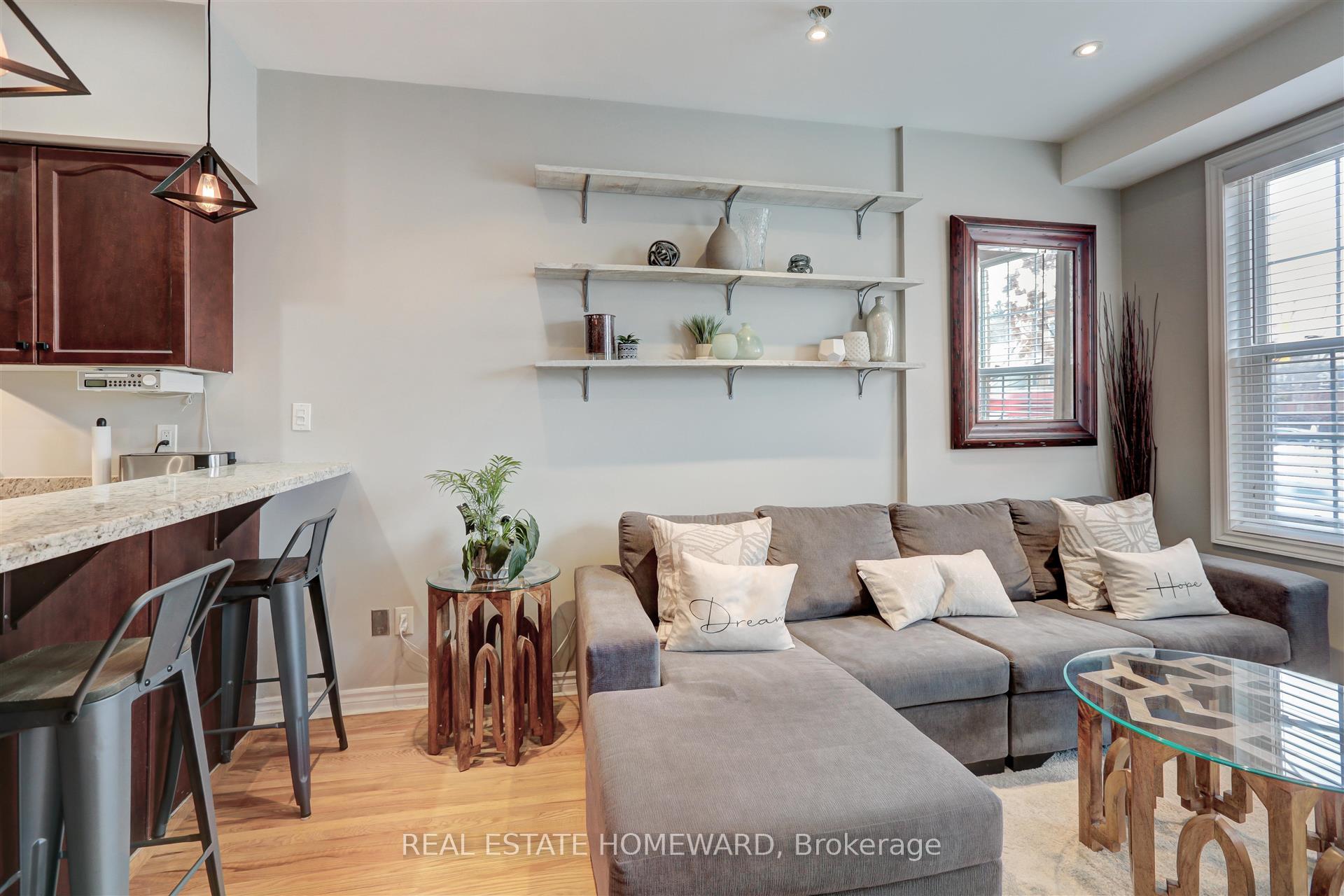 Photo 4 of 80B Coxwell Avenue, Toronto, Greenwood-Coxwell — HOMEH