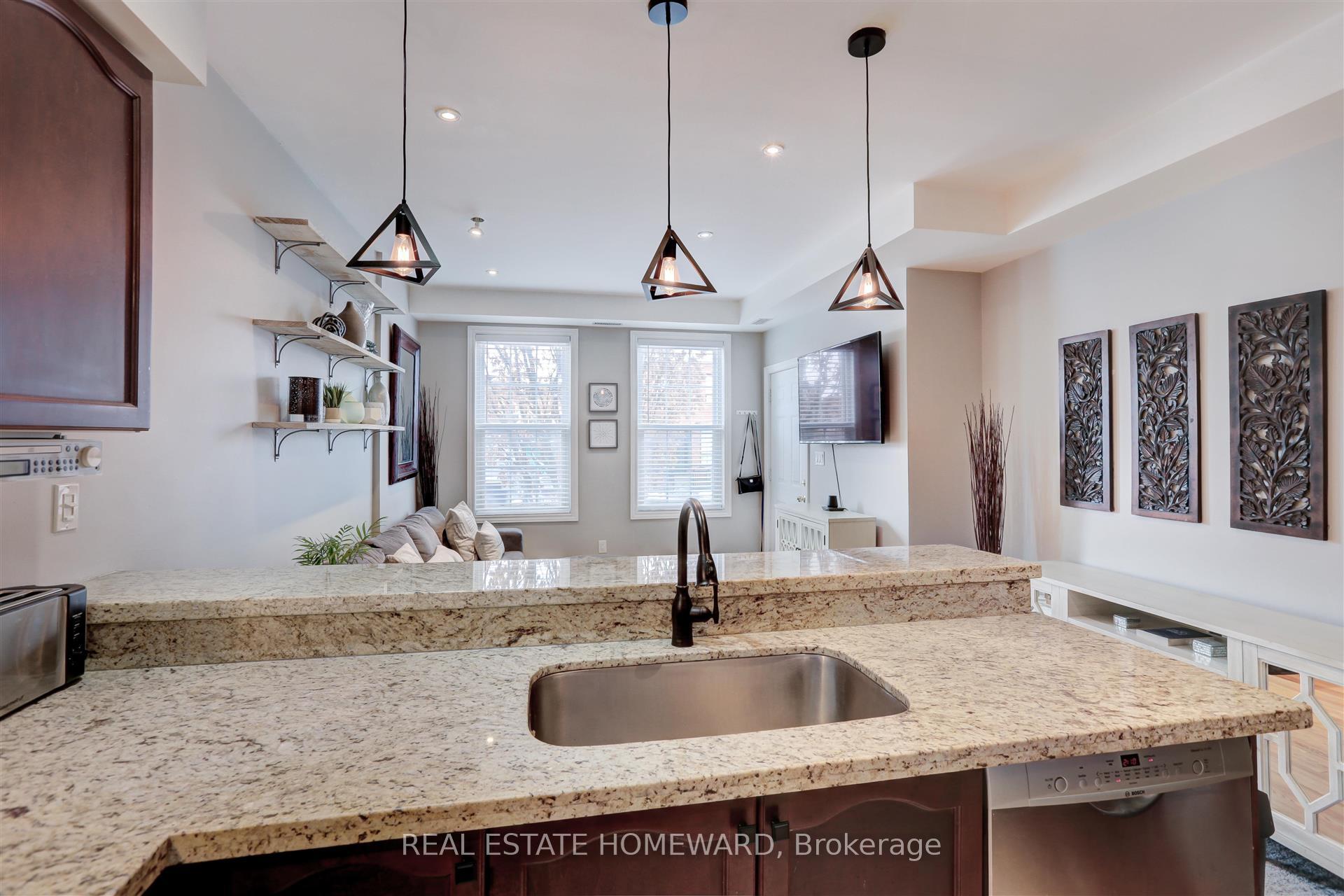 Photo 10 of 80B Coxwell Avenue, Toronto, Greenwood-Coxwell — HOMEH