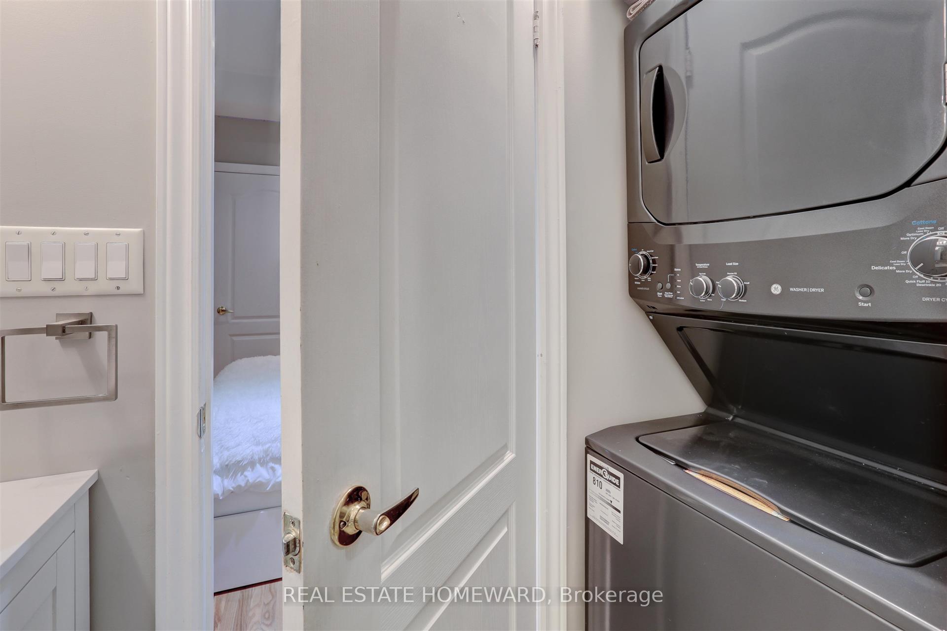 Photo 14 of 80B Coxwell Avenue, Toronto, Greenwood-Coxwell — HOMEH