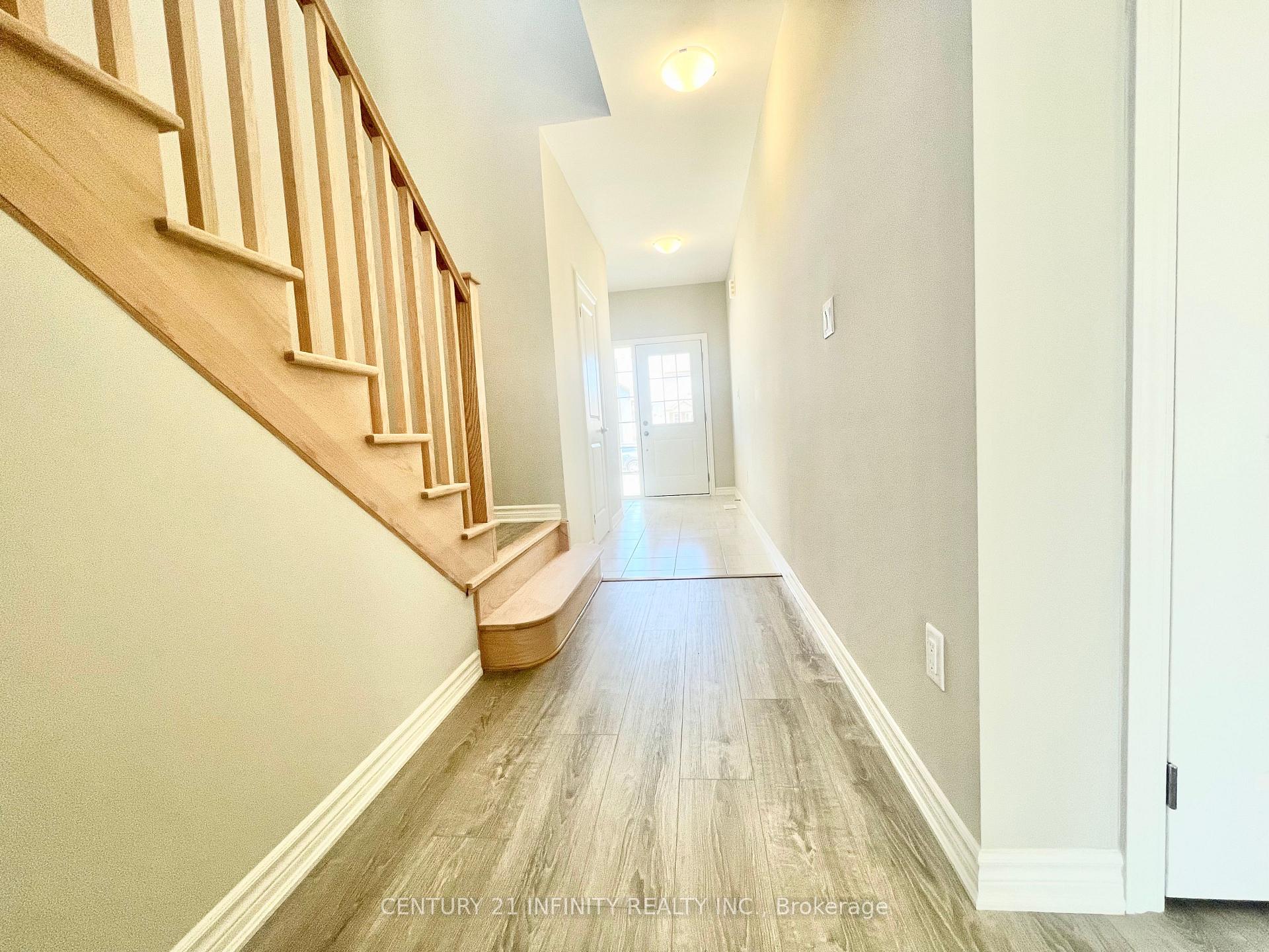 Photo 4 of 210 Cubitt Street, Clearview, Stayner — HOMEH
