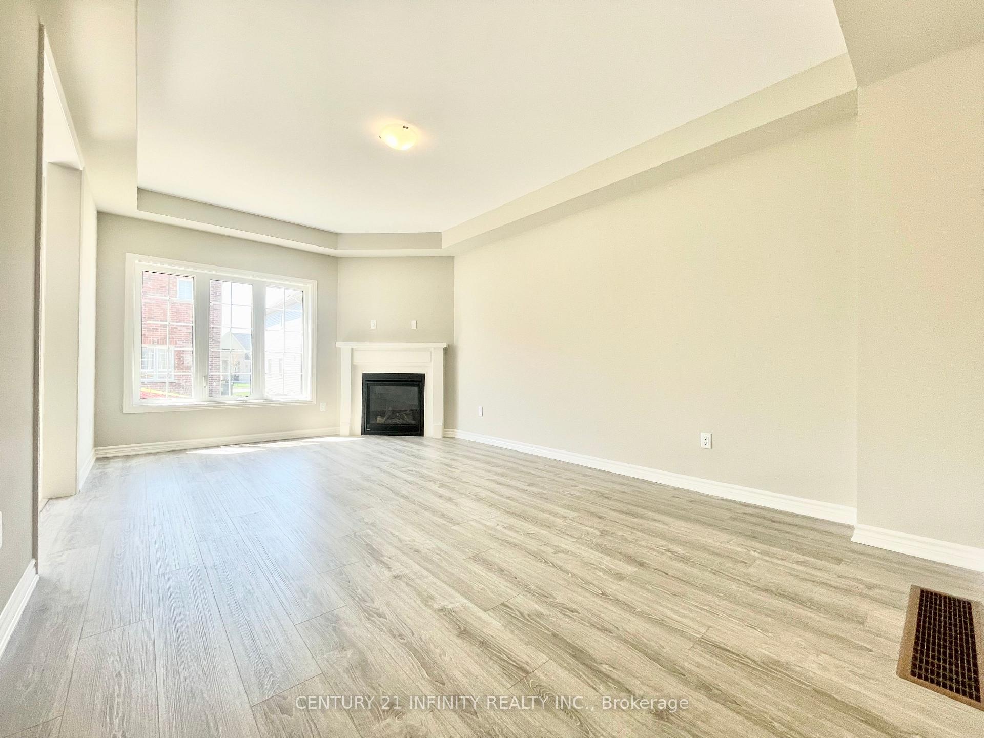 Photo 5 of 210 Cubitt Street, Clearview, Stayner — HOMEH