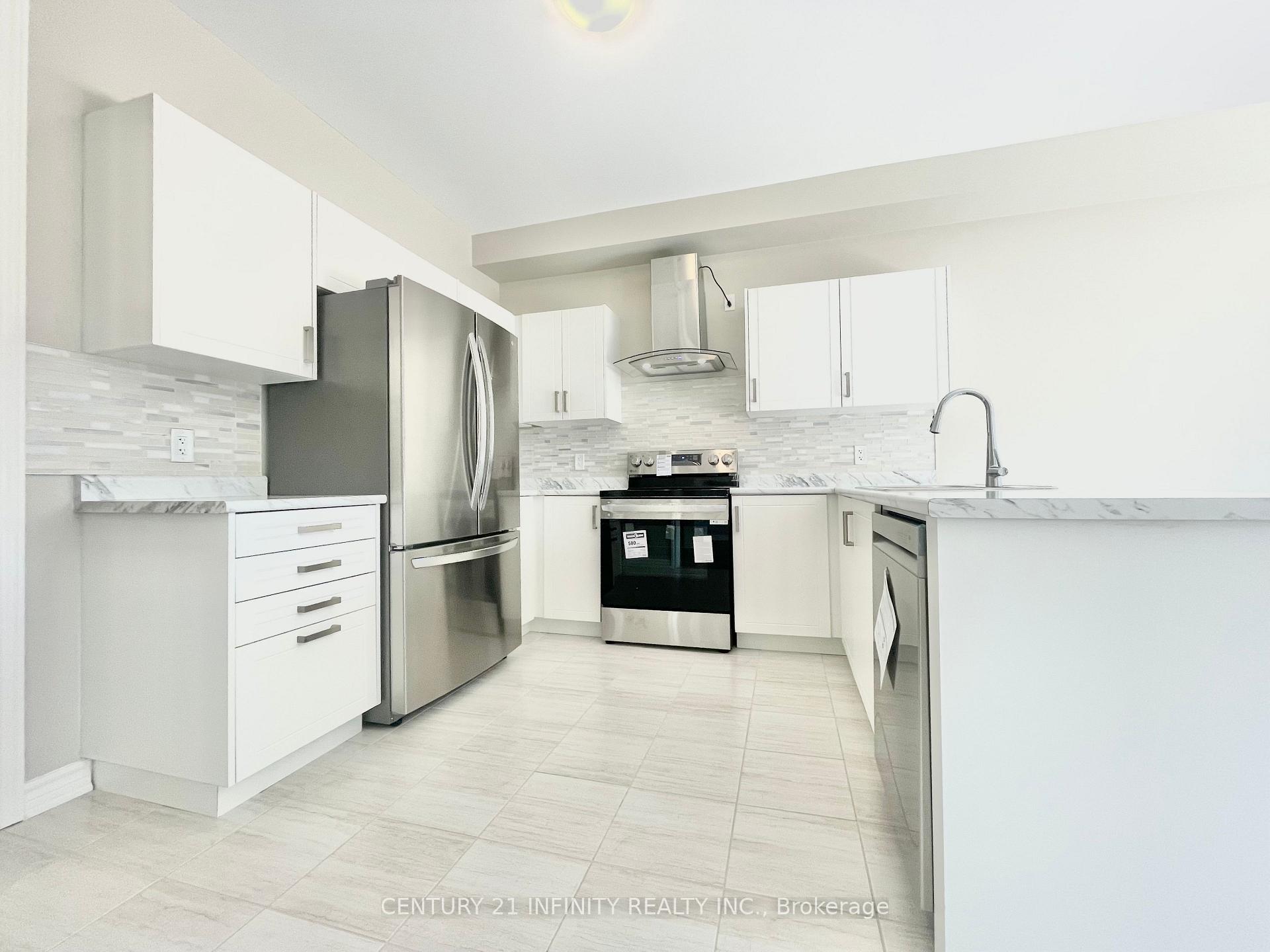 Photo 11 of 210 Cubitt Street, Clearview, Stayner — HOMEH