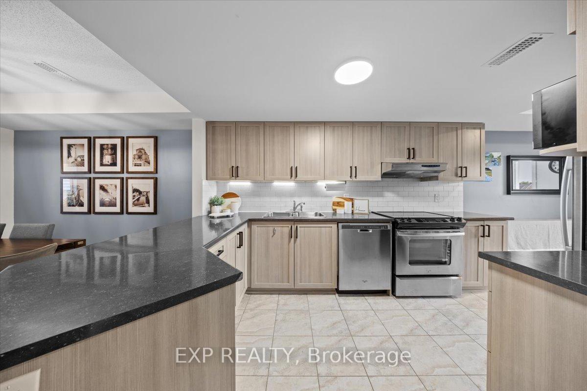 Photo 4 of 168 Bluestone Private, Ottawa, Avalon West — HOMEH
