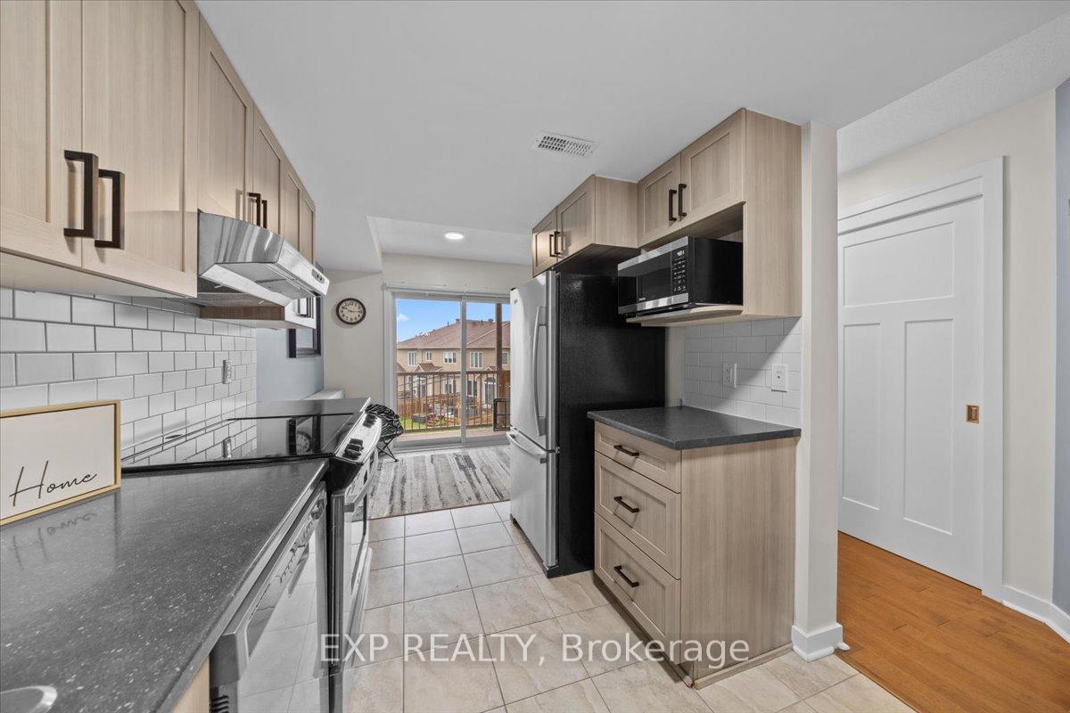 Photo 6 of 168 Bluestone Private, Ottawa, Avalon West — HOMEH