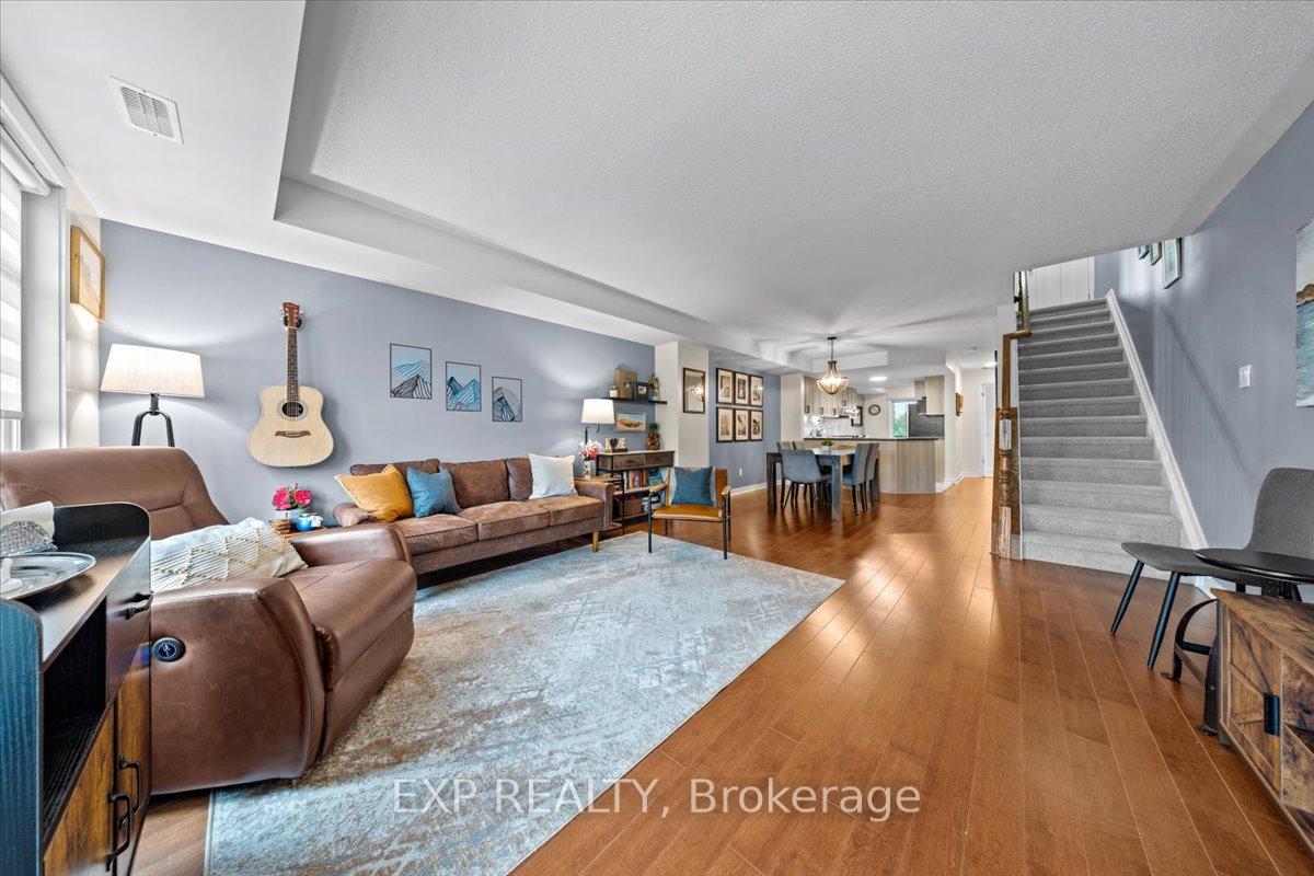 Photo 14 of 168 Bluestone Private, Ottawa, Avalon West — HOMEH