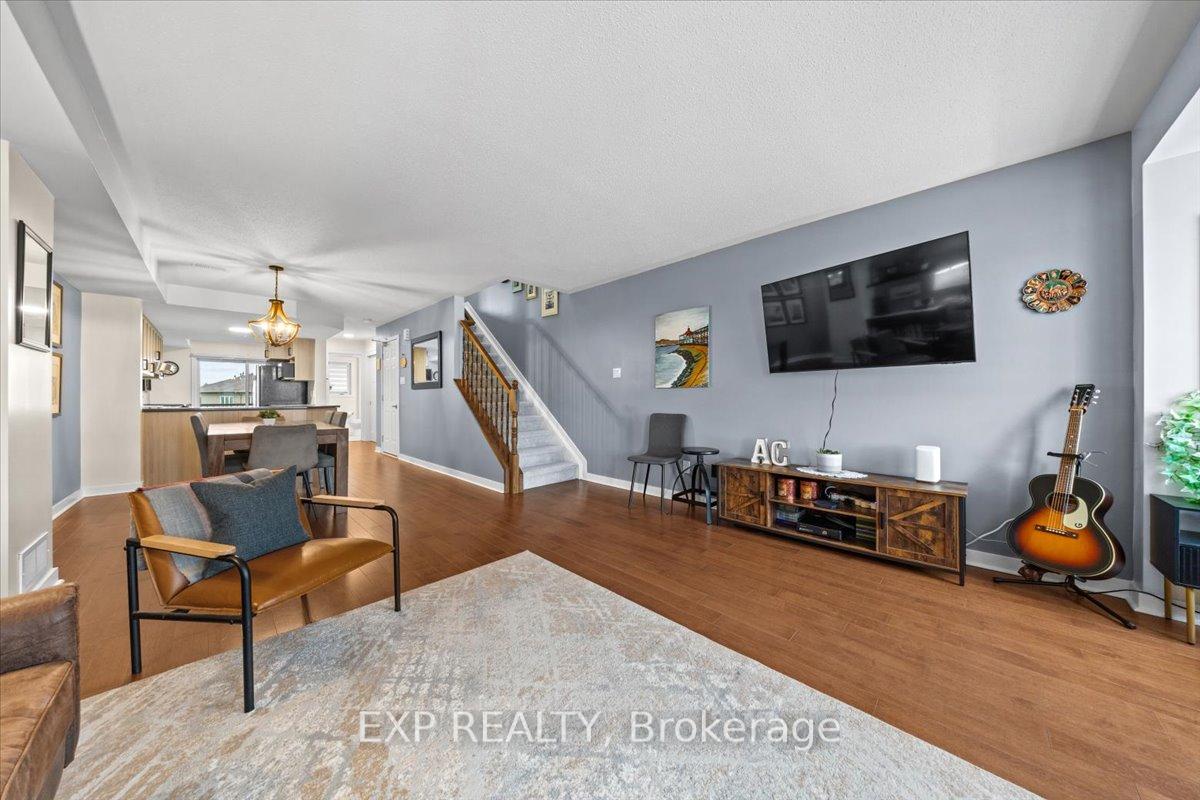 Photo 15 of 168 Bluestone Private, Ottawa, Avalon West — HOMEH